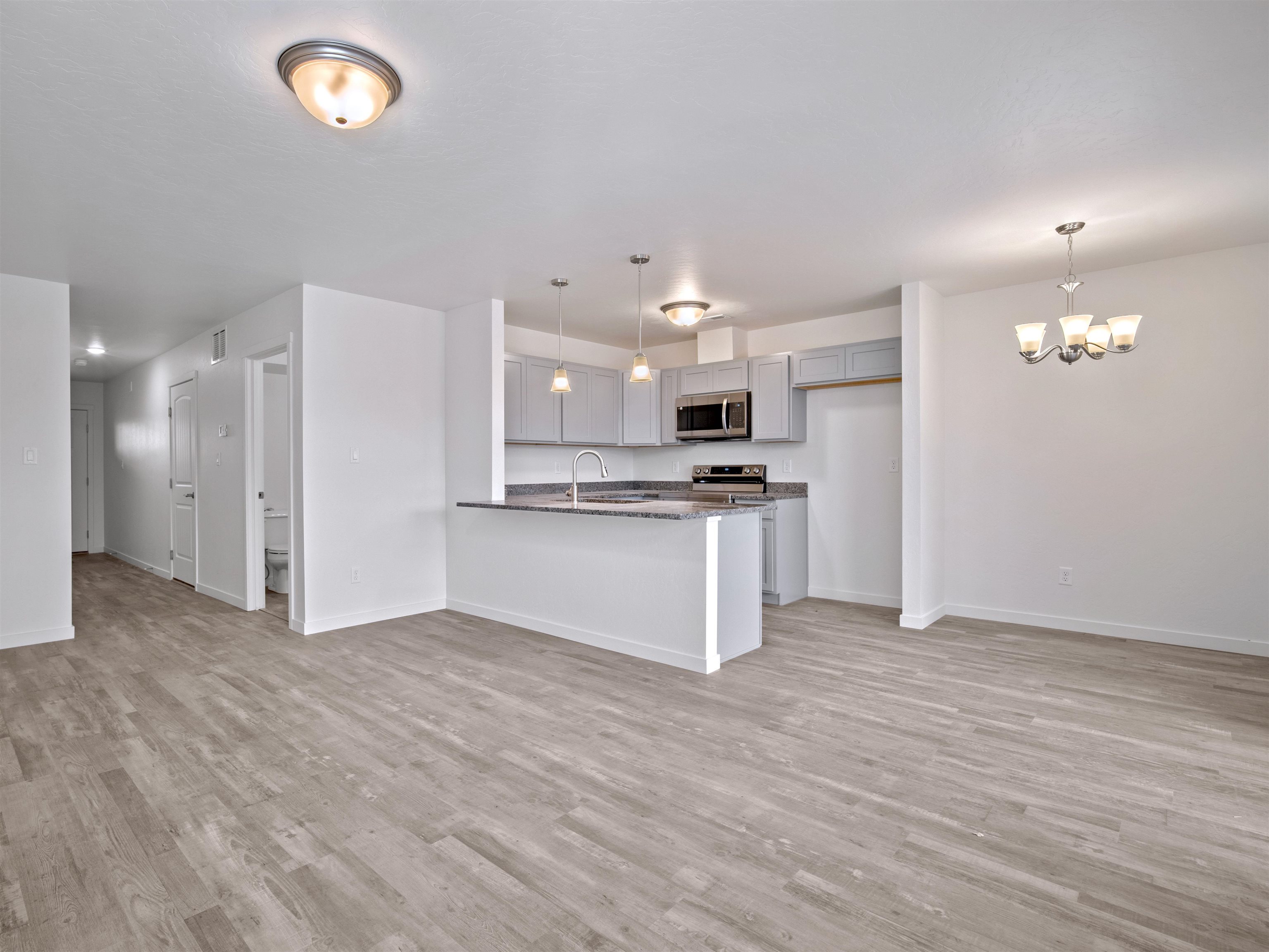 2363 Zion Canyon Avenue Property Photo 2