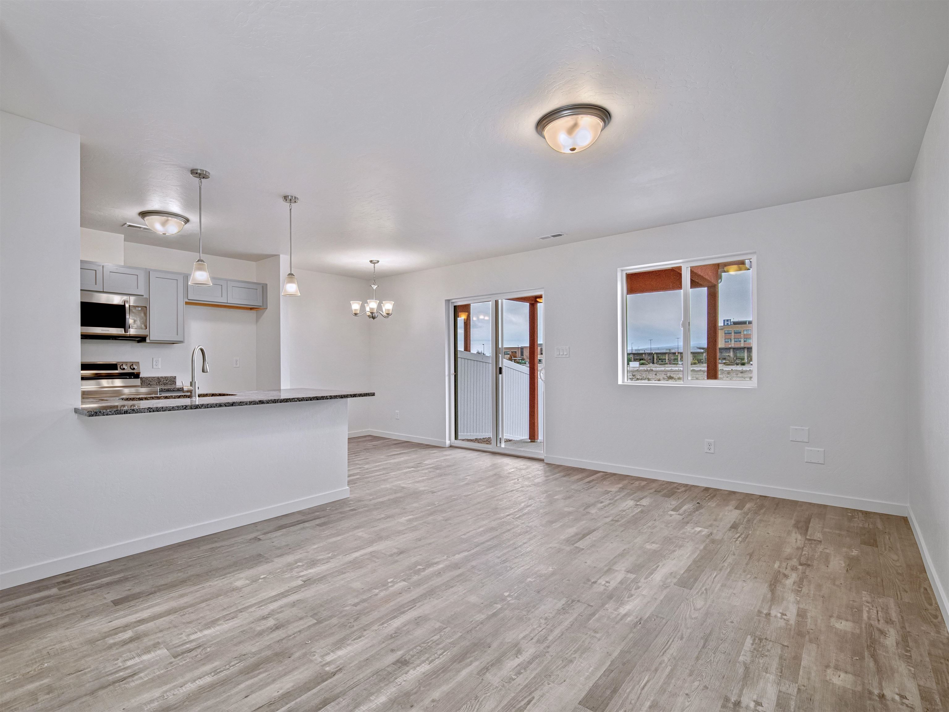 2363 Zion Canyon Avenue Property Photo 3