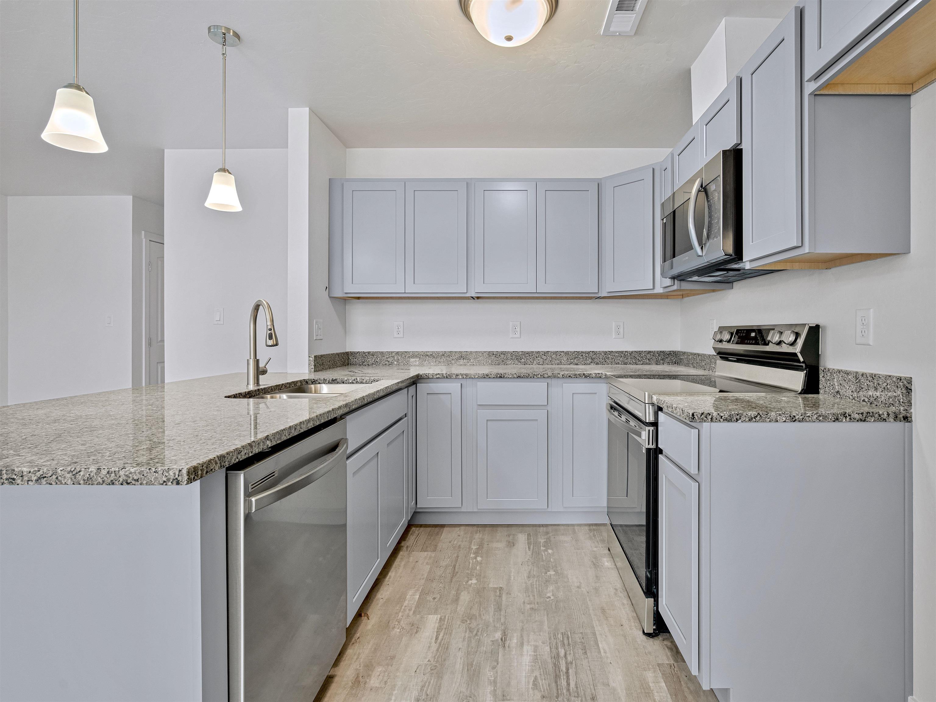 2363 Zion Canyon Avenue Property Photo 4