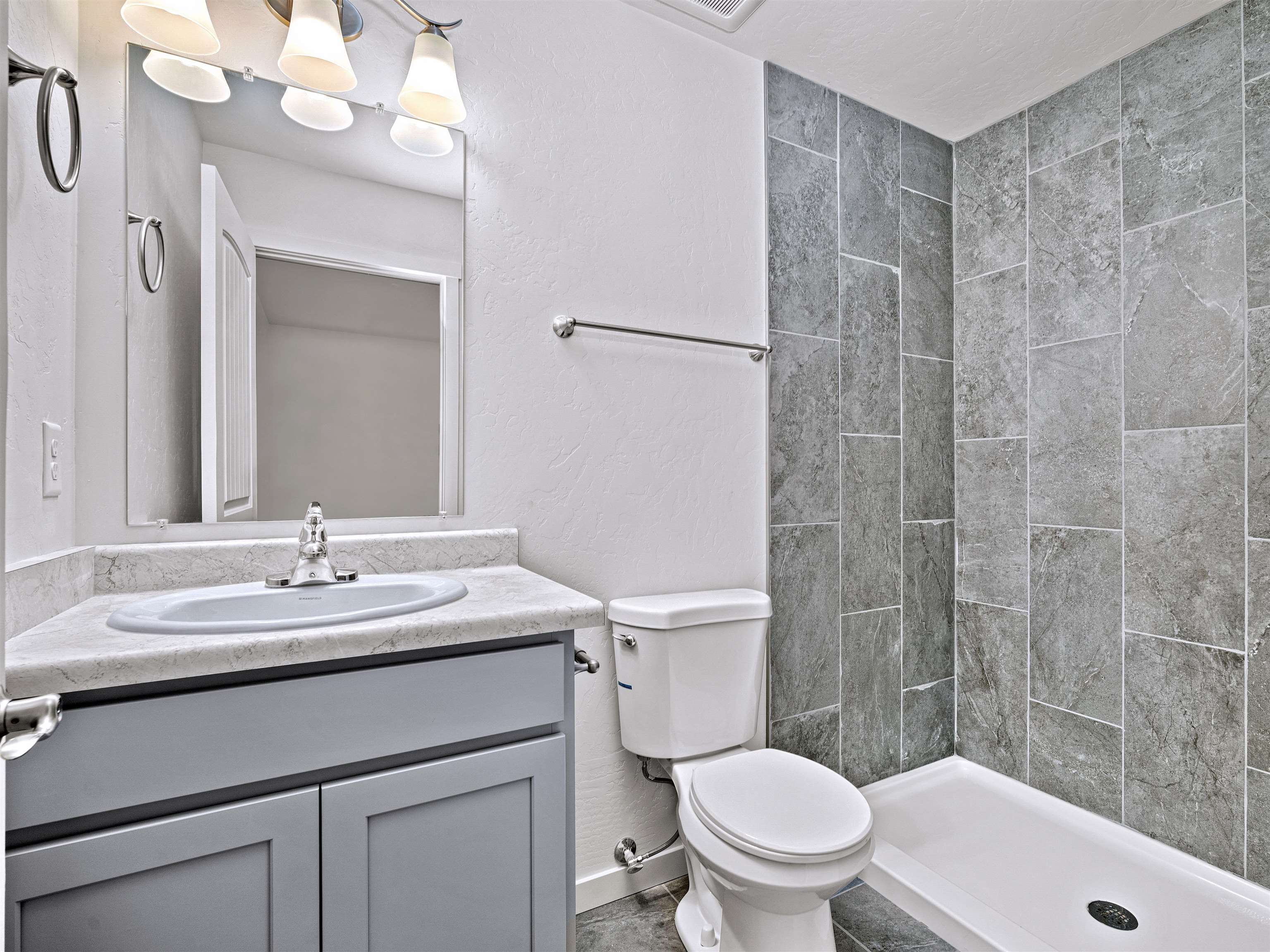 2363 Zion Canyon Avenue Property Photo 7