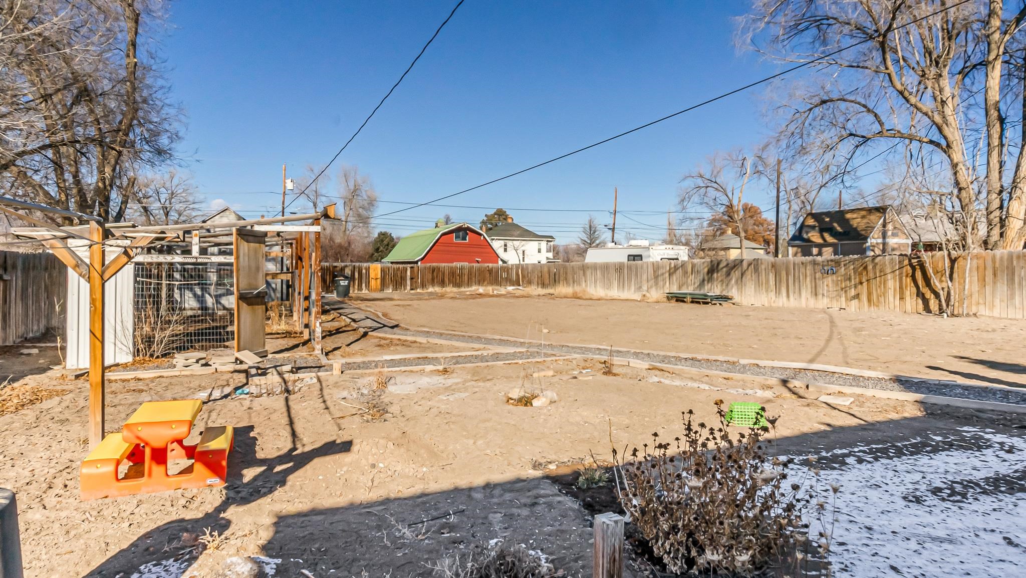 621 E 5th Street Property Photo 35