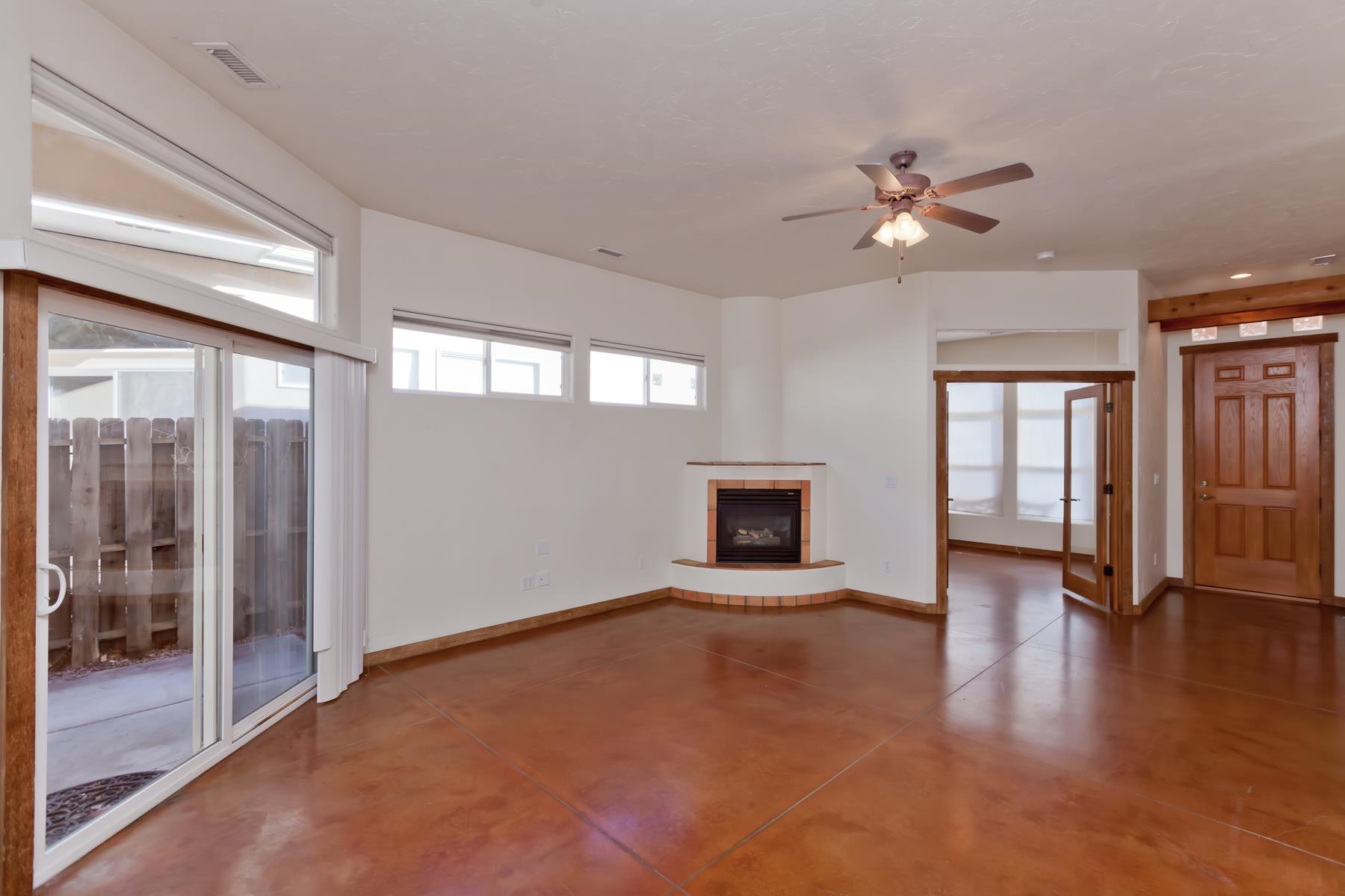 661 Miranda Street Property Photo 4