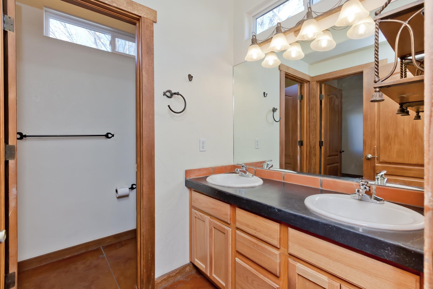 661 Miranda Street Property Photo 19