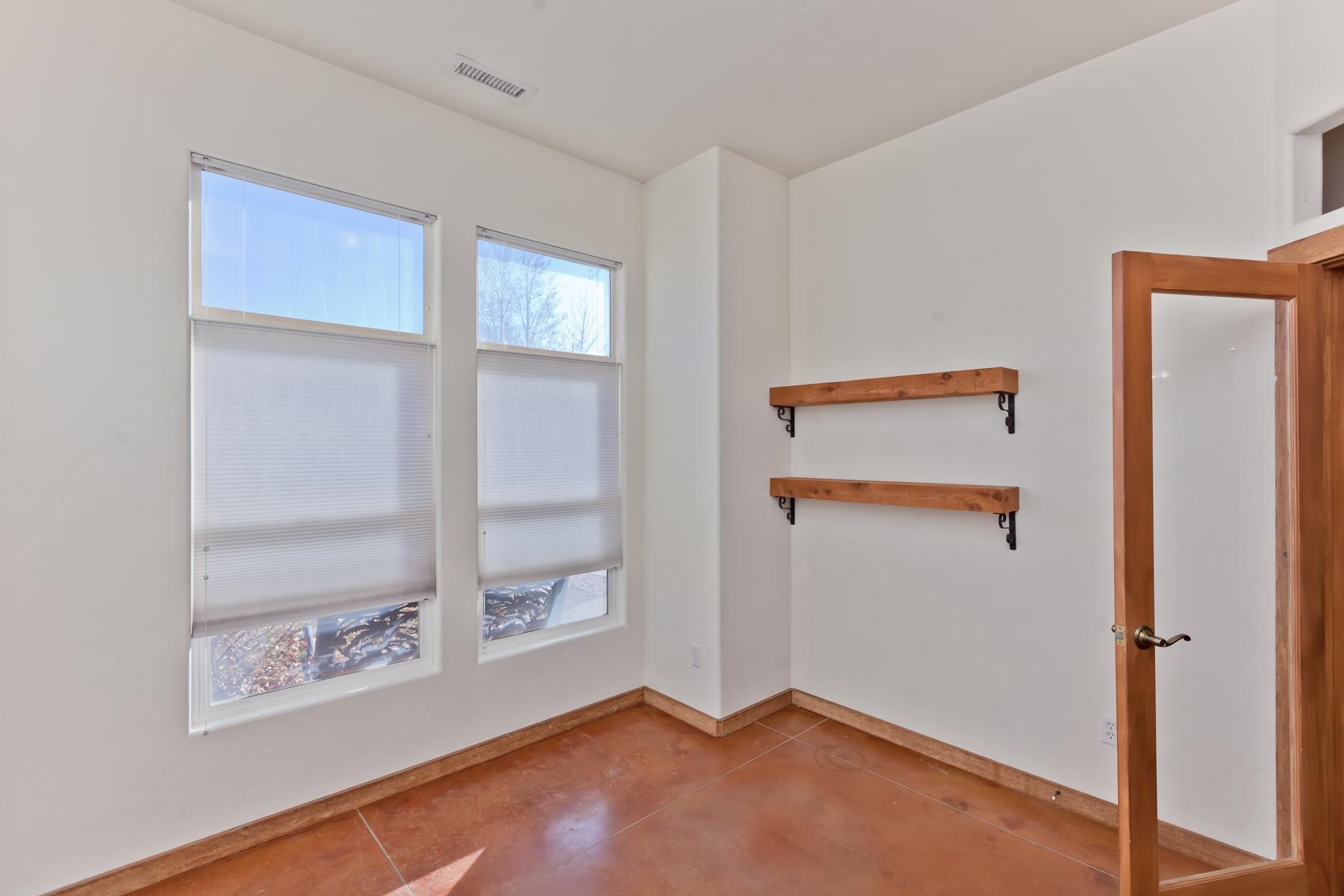 661 Miranda Street Property Photo 23