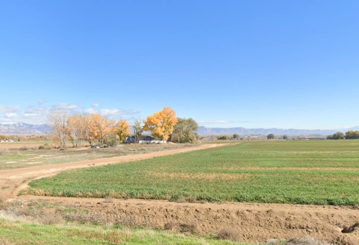 1470 12 Road Property Photo 1