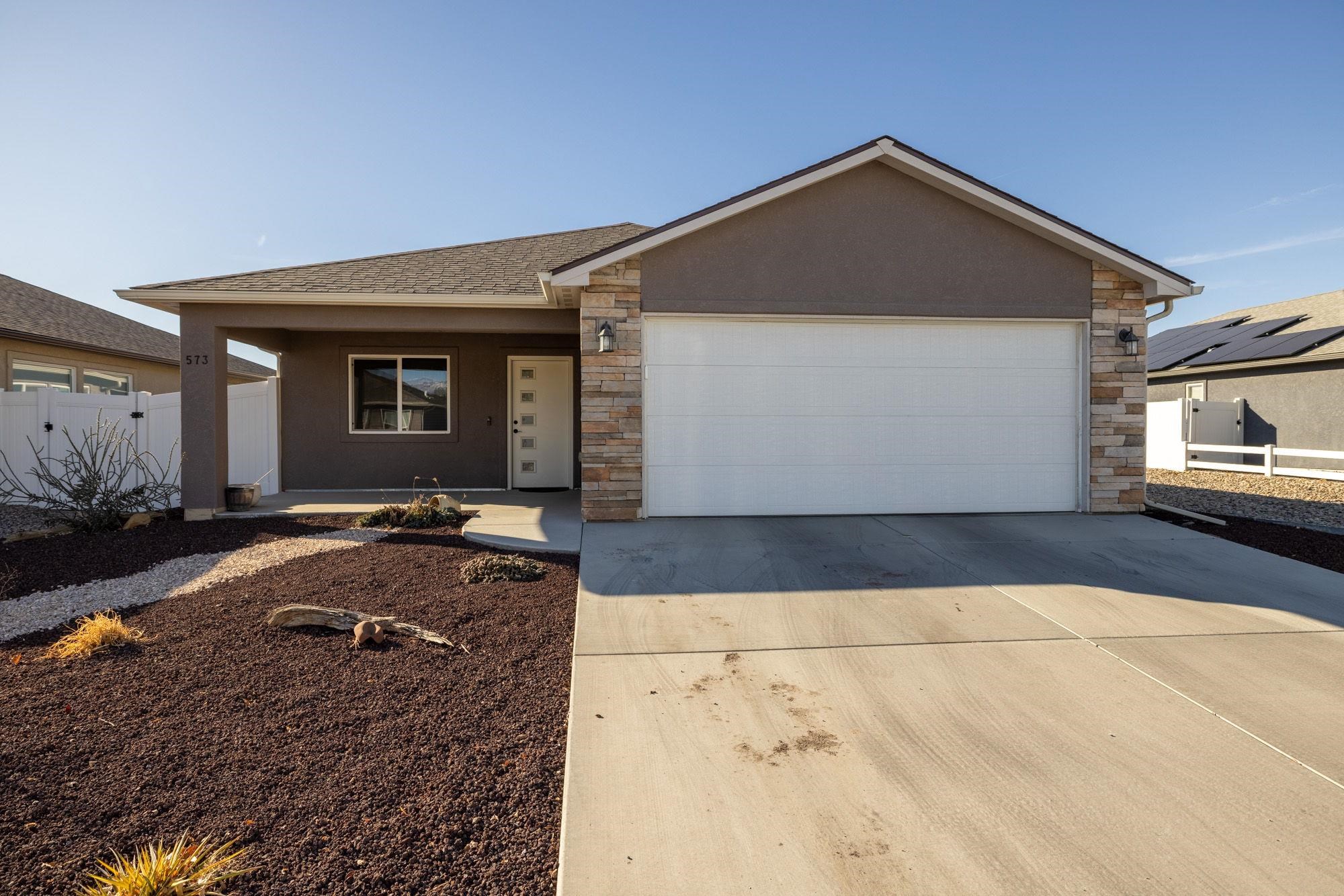 573 Redwing Lane Property Photo