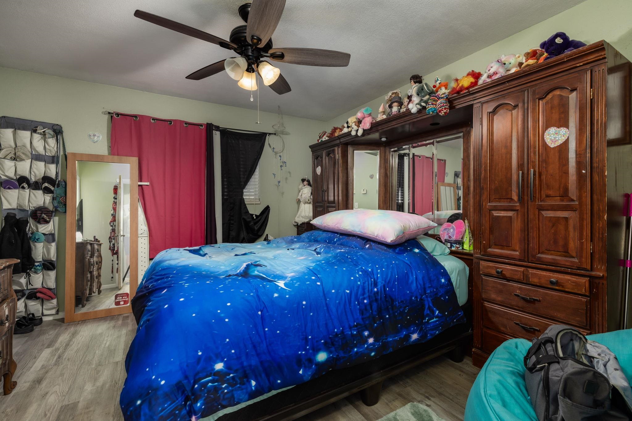 3176 William Drive Property Photo 8