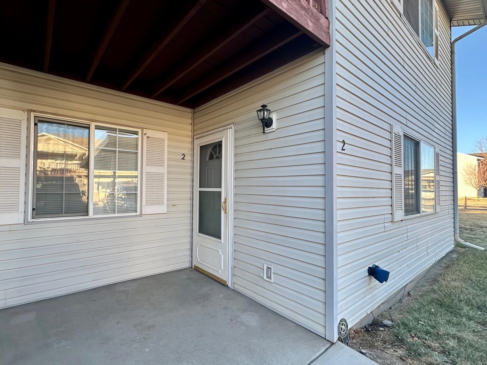 1142 E Carolina Avenue Property Photo 1