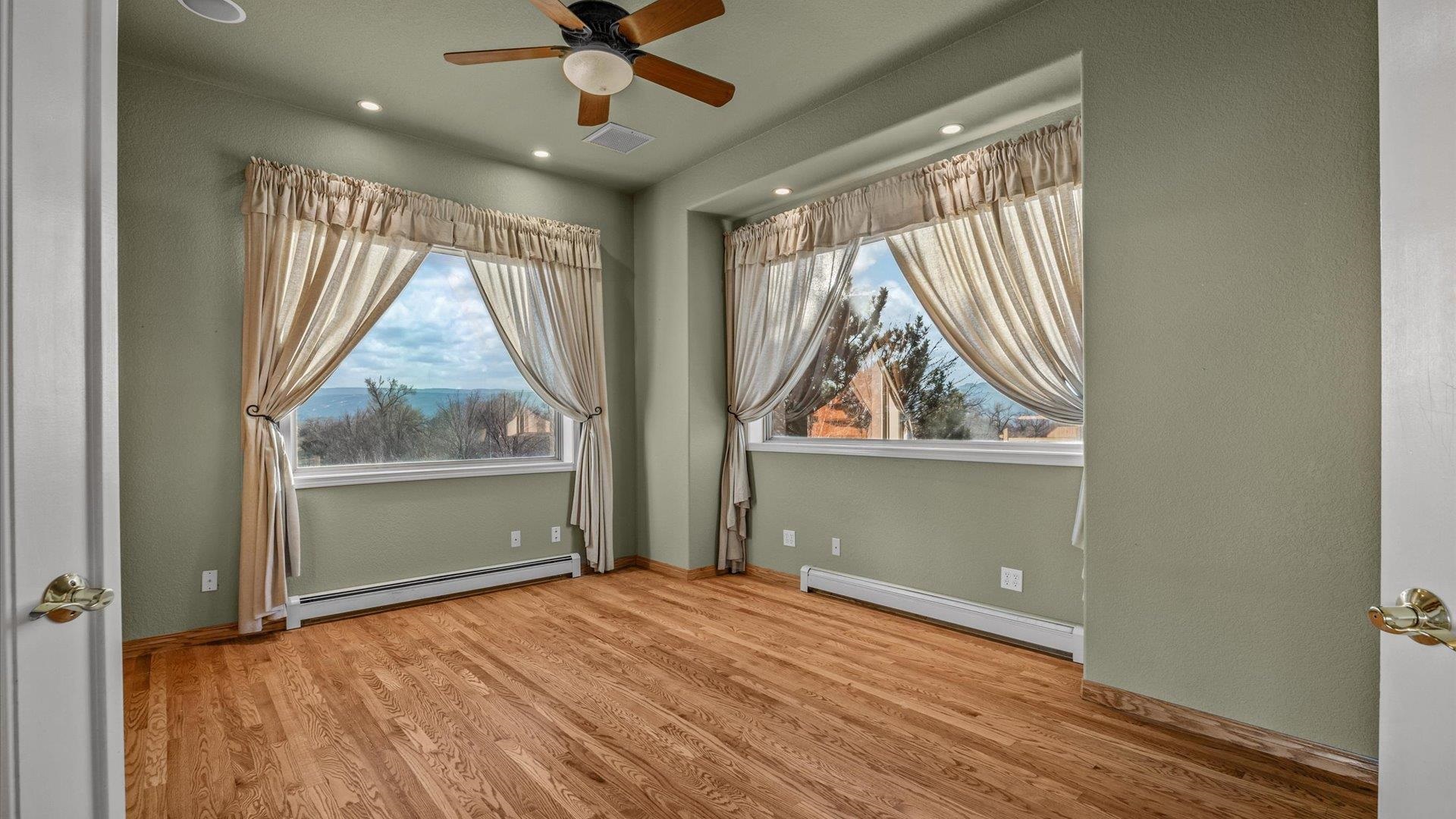 2426 H Road Property Photo 21