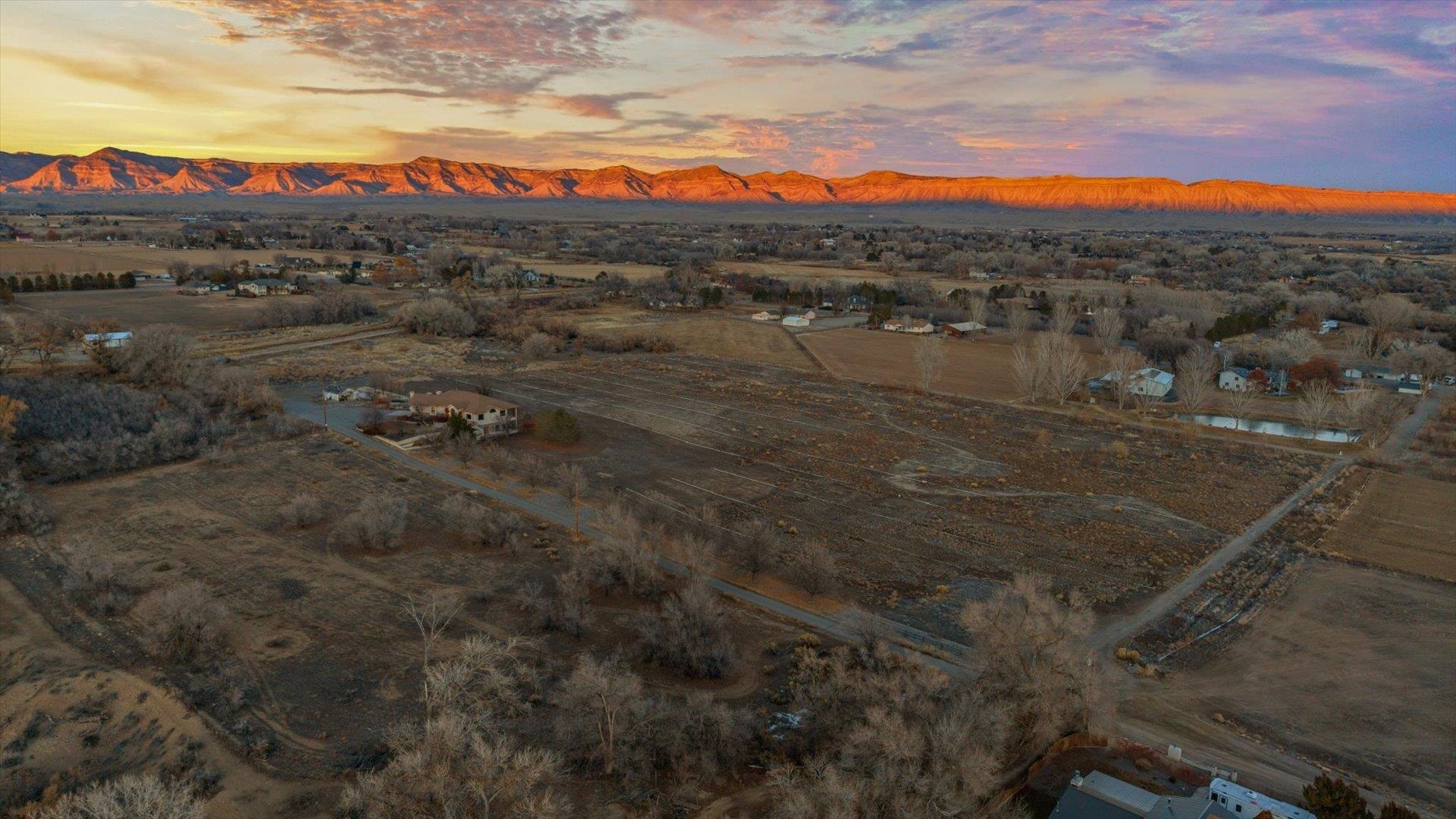 2426 H Road Property Photo 38
