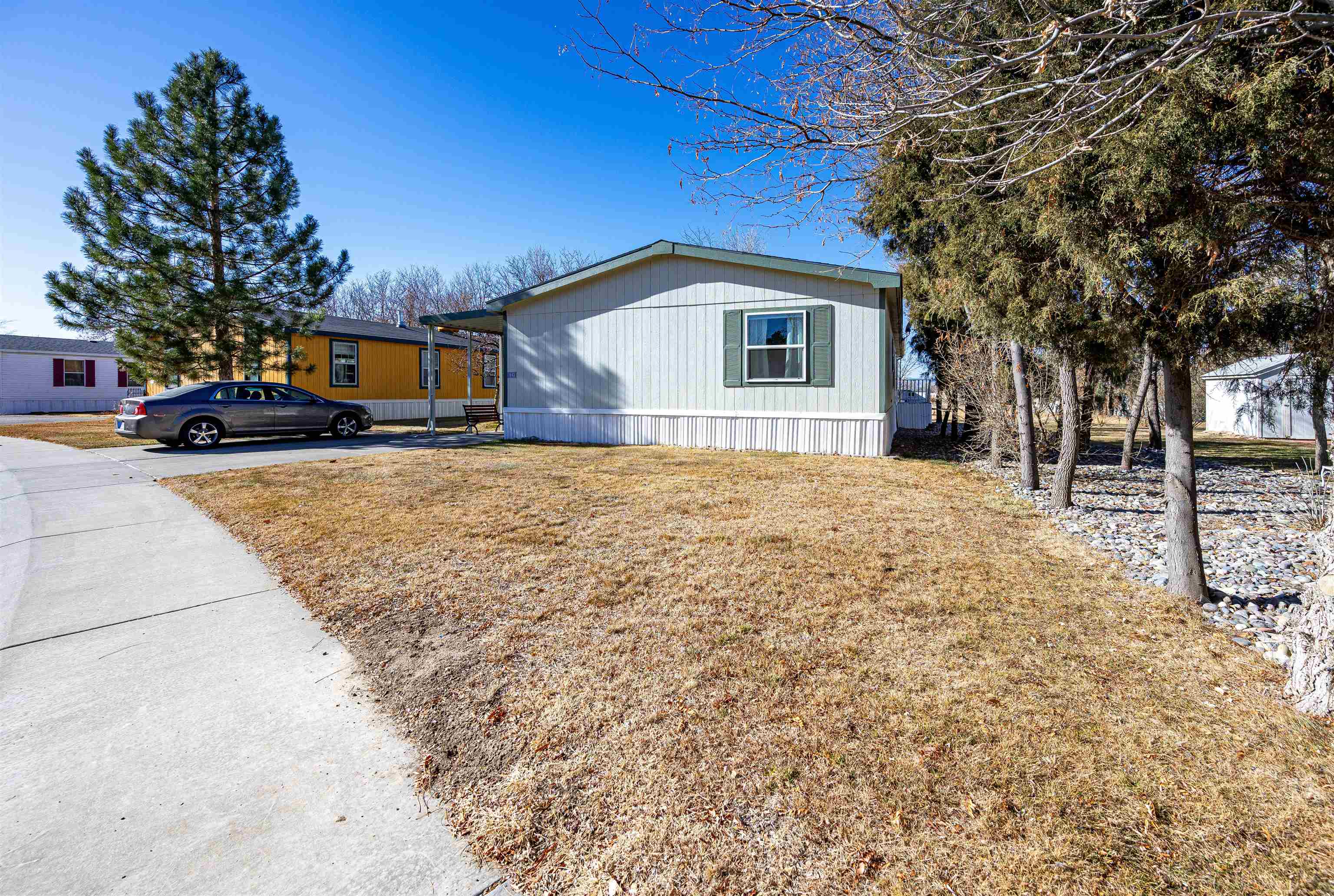 435 32 Road Property Photo 1