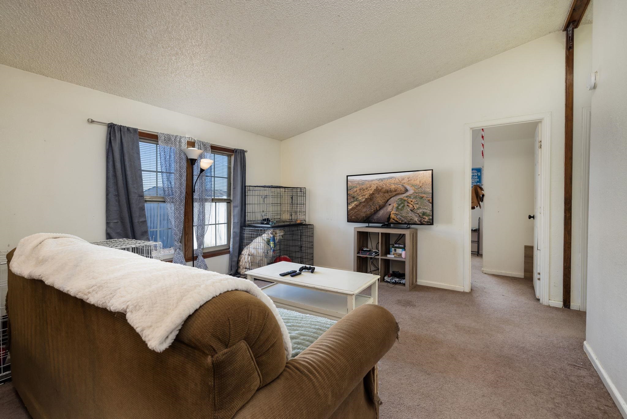 1576 10 Road Property Photo 11