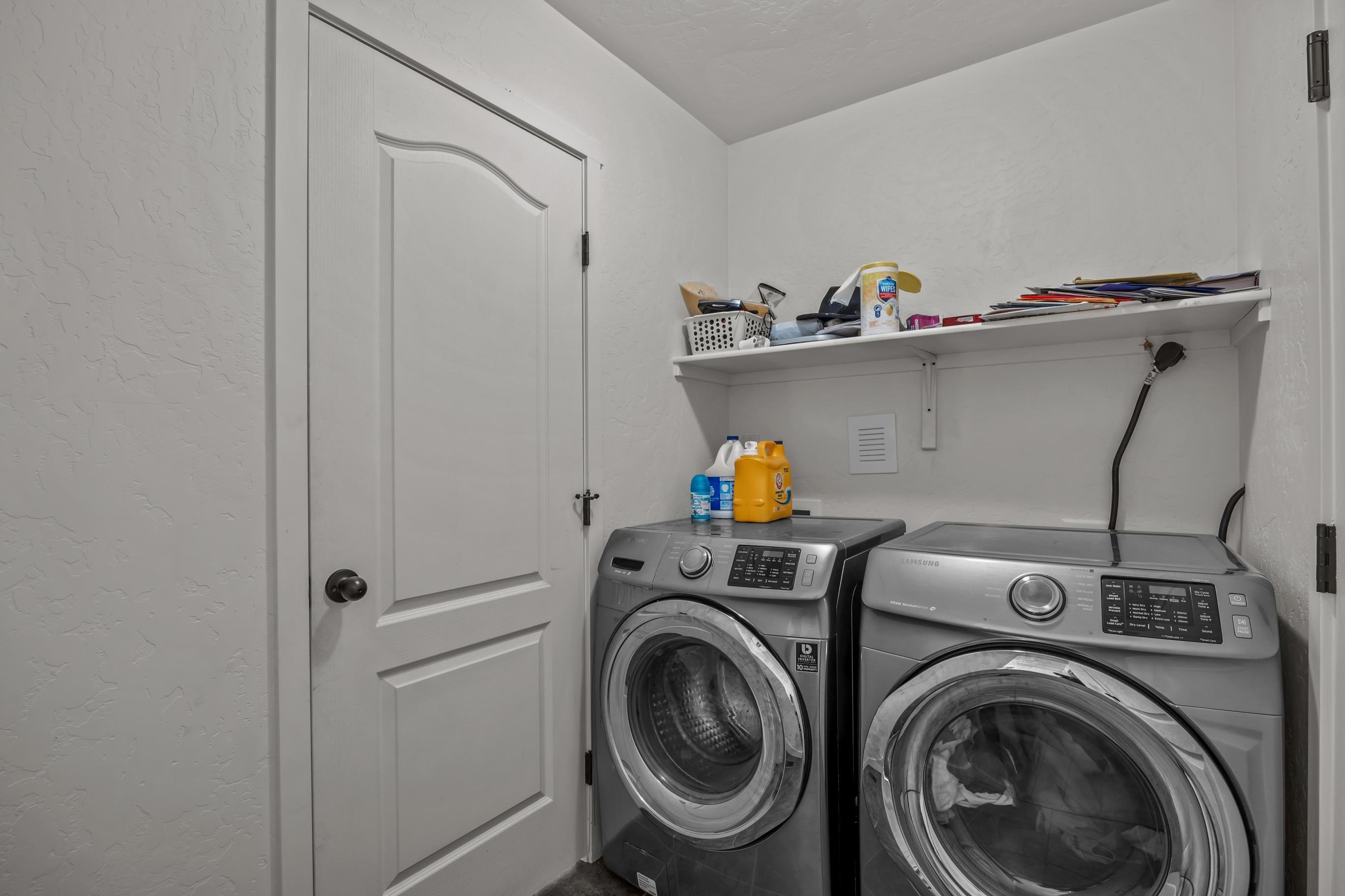 475 El Jardin Lane Property Photo 14