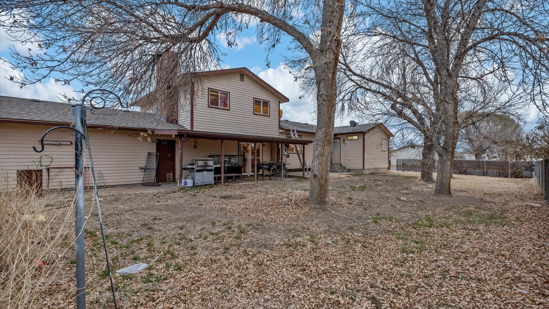 631 N Placer Court Property Photo 2