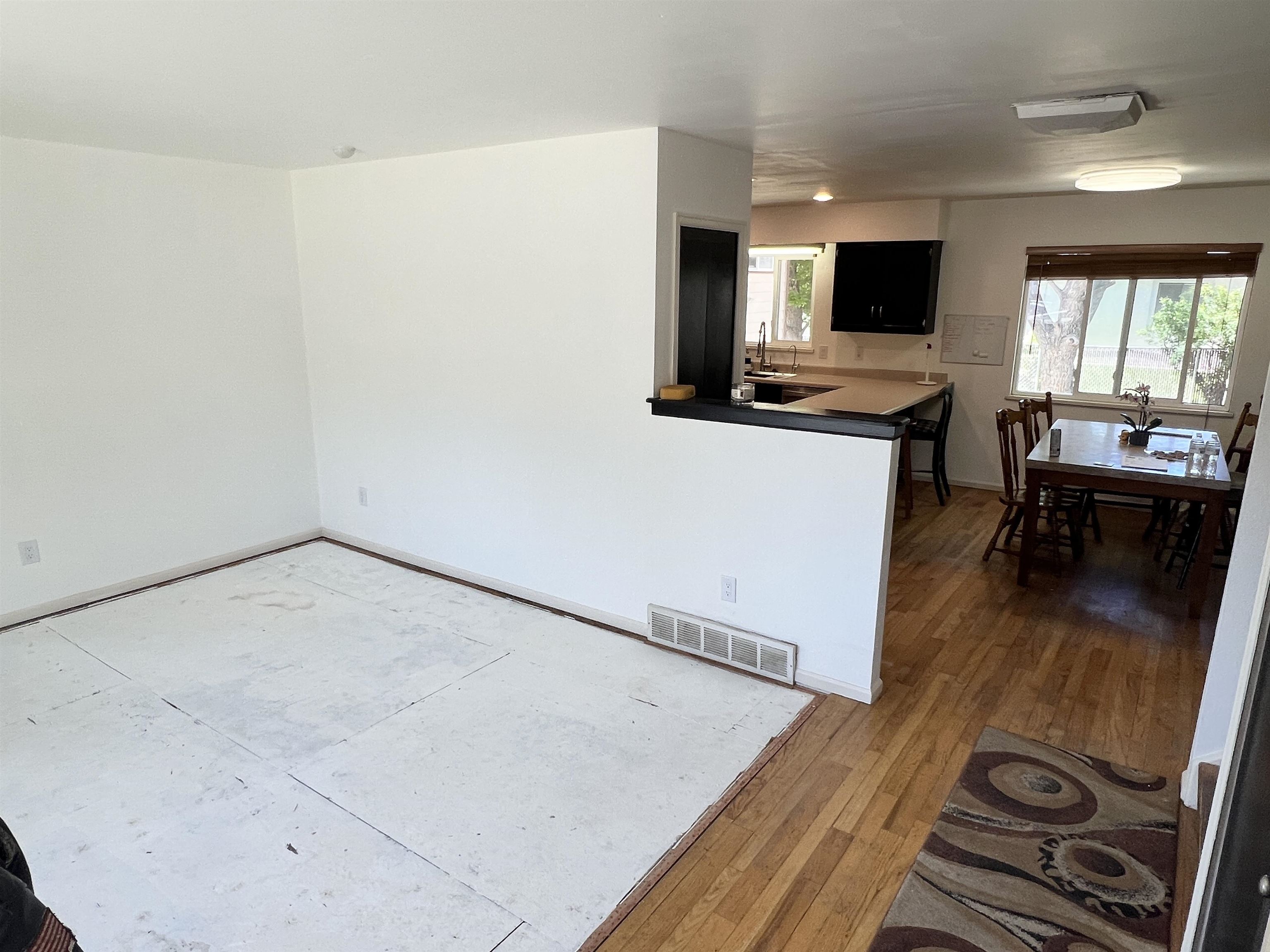 631 N Placer Court Property Photo 8