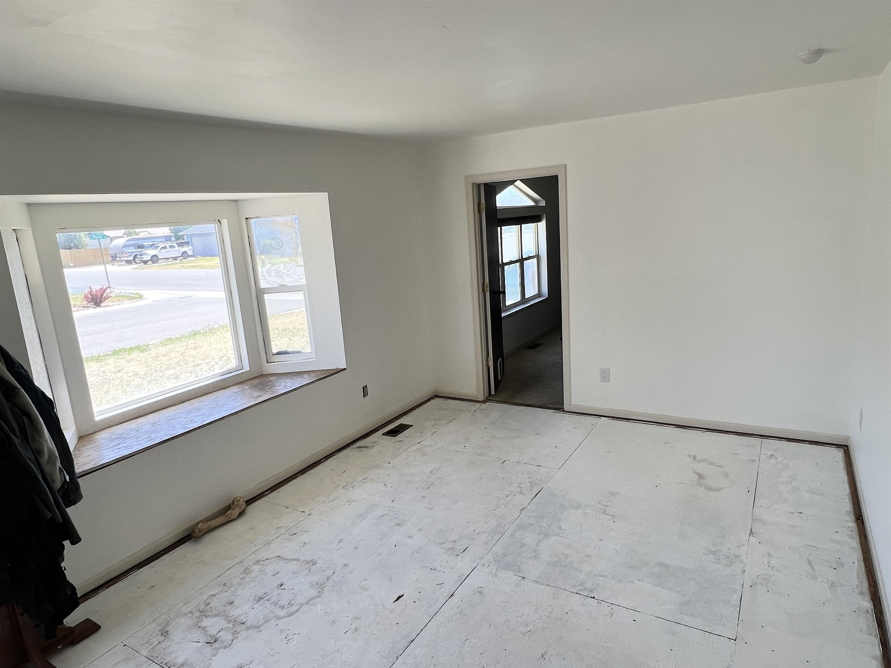 631 N Placer Court Property Photo 9