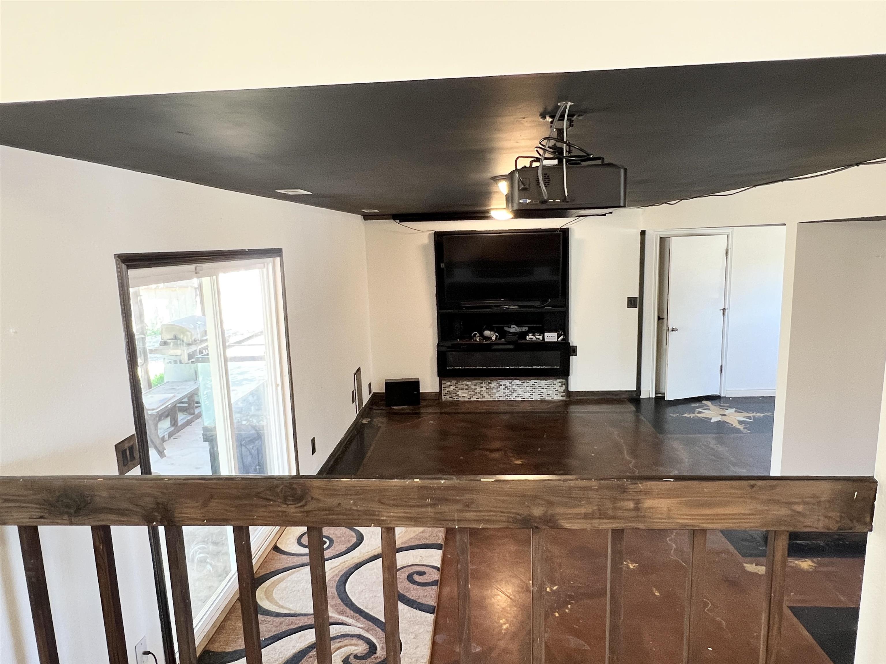 631 N Placer Court Property Photo 11