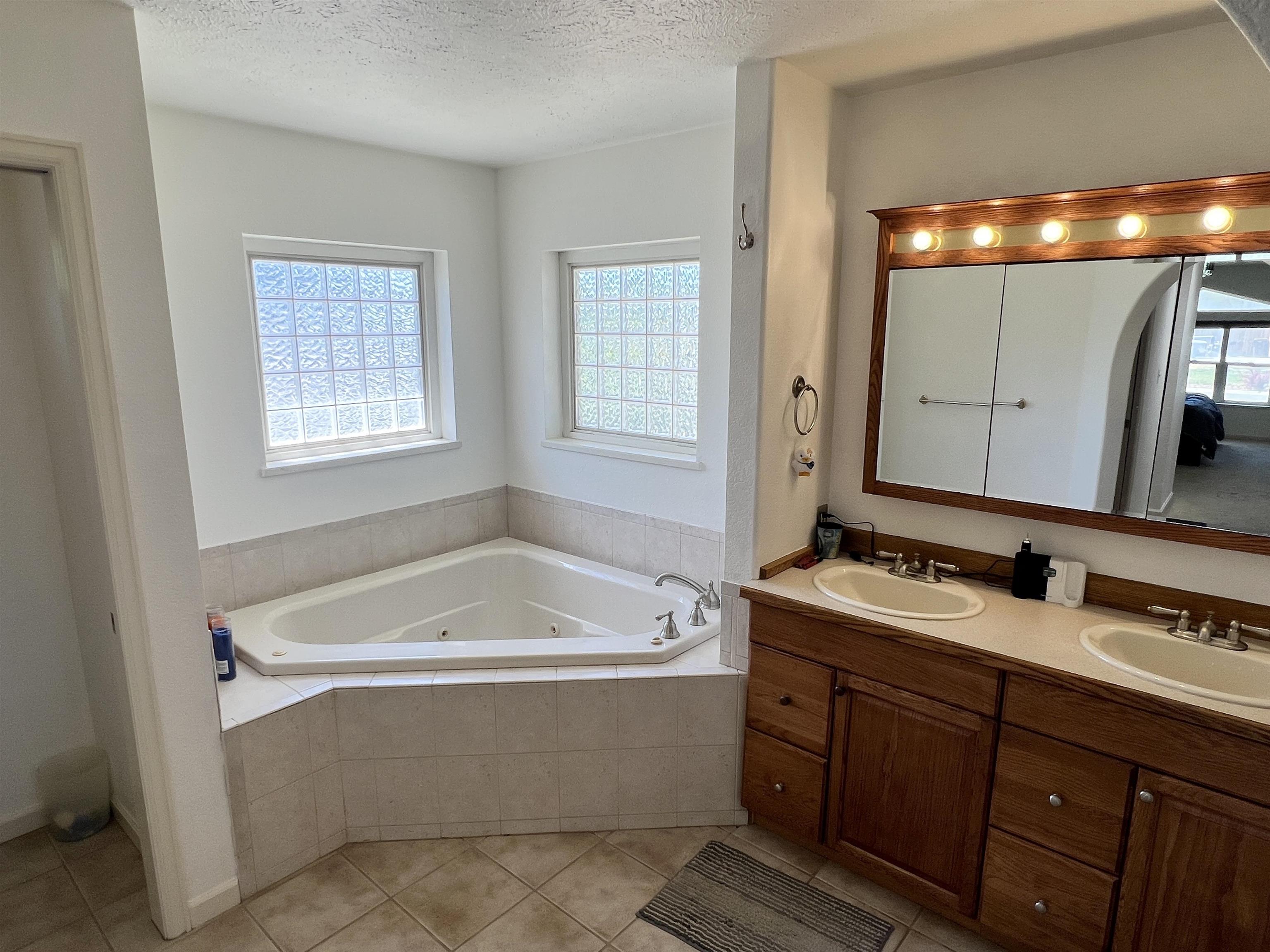 631 N Placer Court Property Photo 16