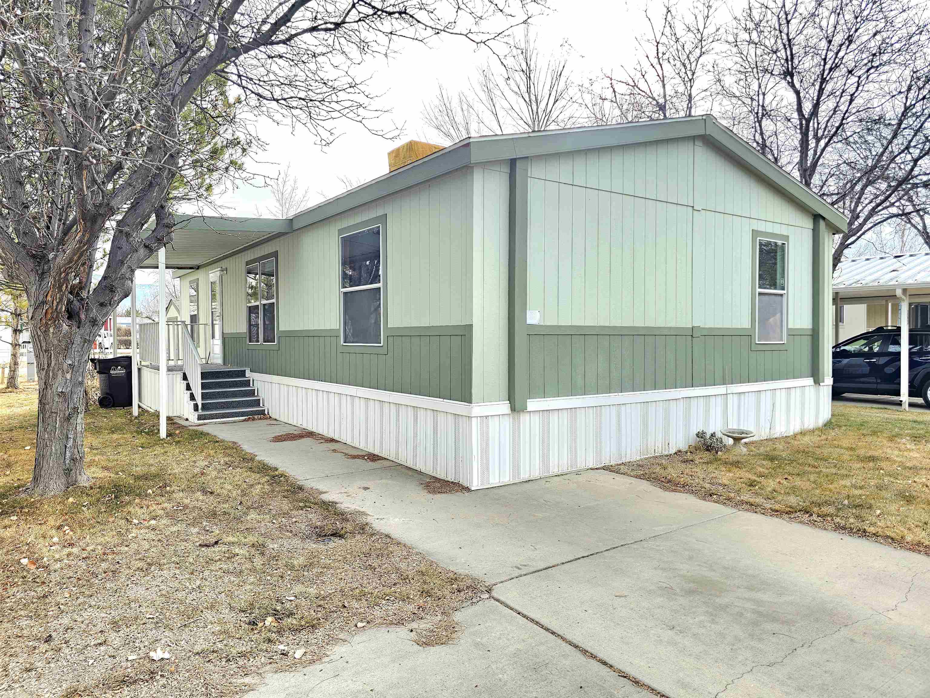 435 32 Road Property Photo 2