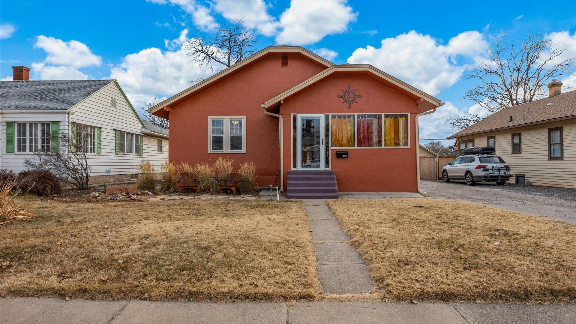 1315 Grand Avenue Property Photo 1