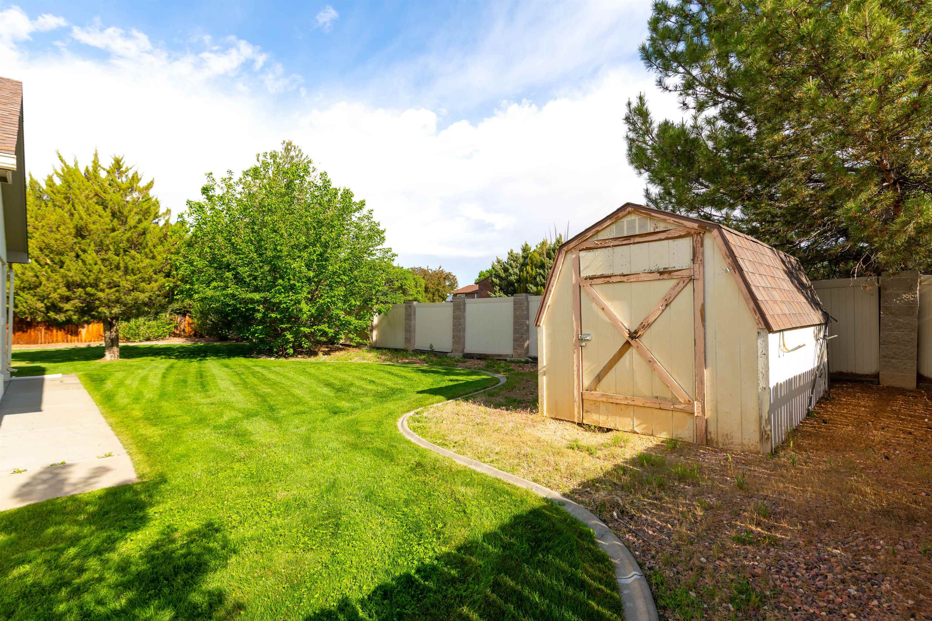 795 Jordanna Road Property Photo 30
