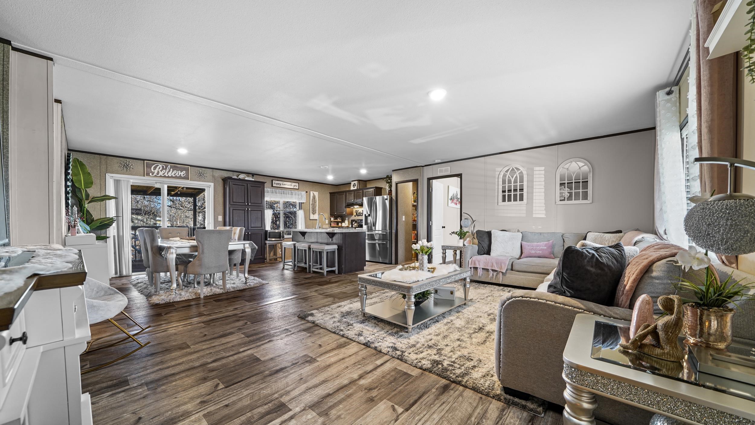 585 25 1/2 Road Property Photo 6