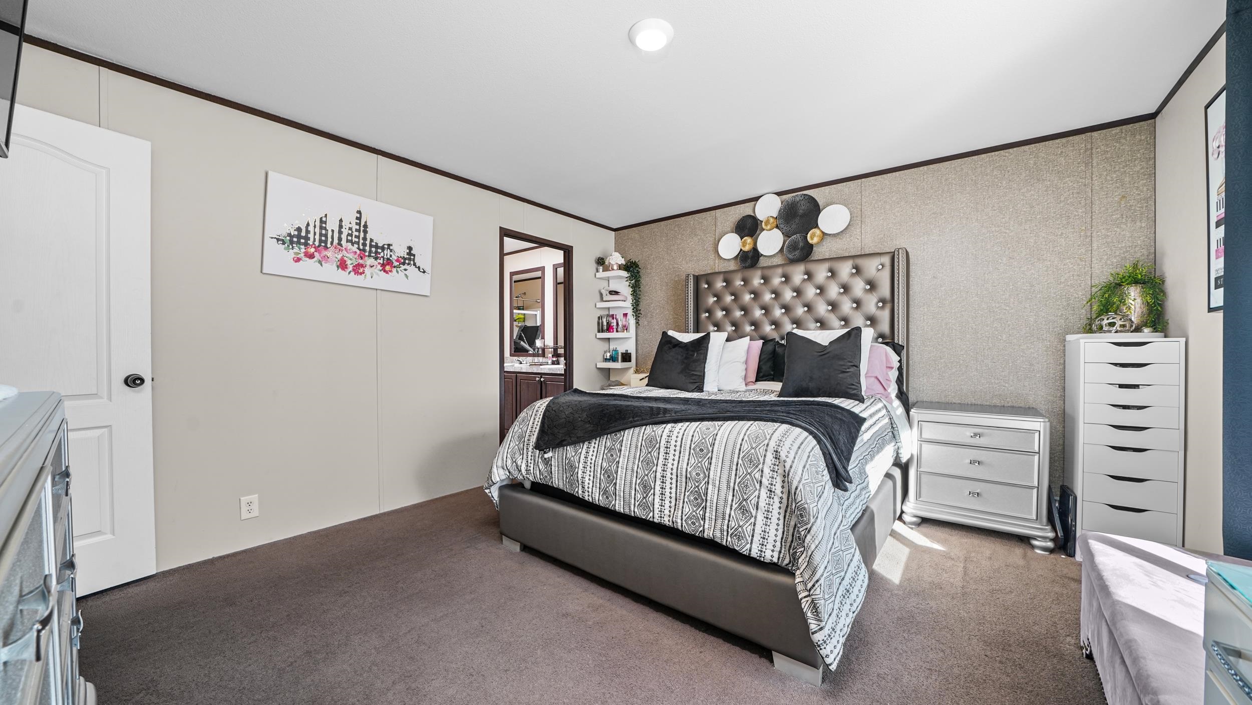585 25 1/2 Road Property Photo 15