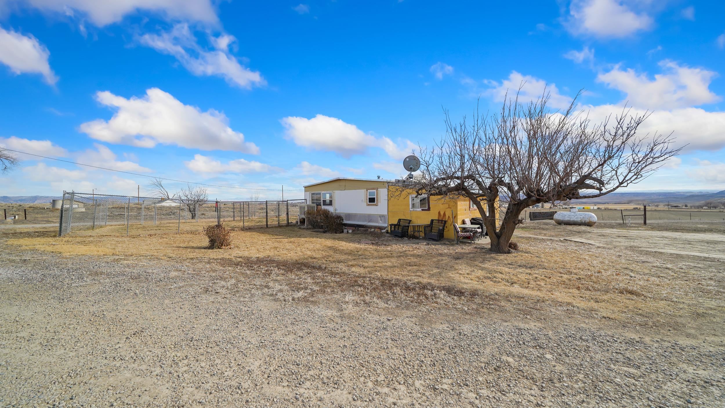 710 S Road Property Photo 9