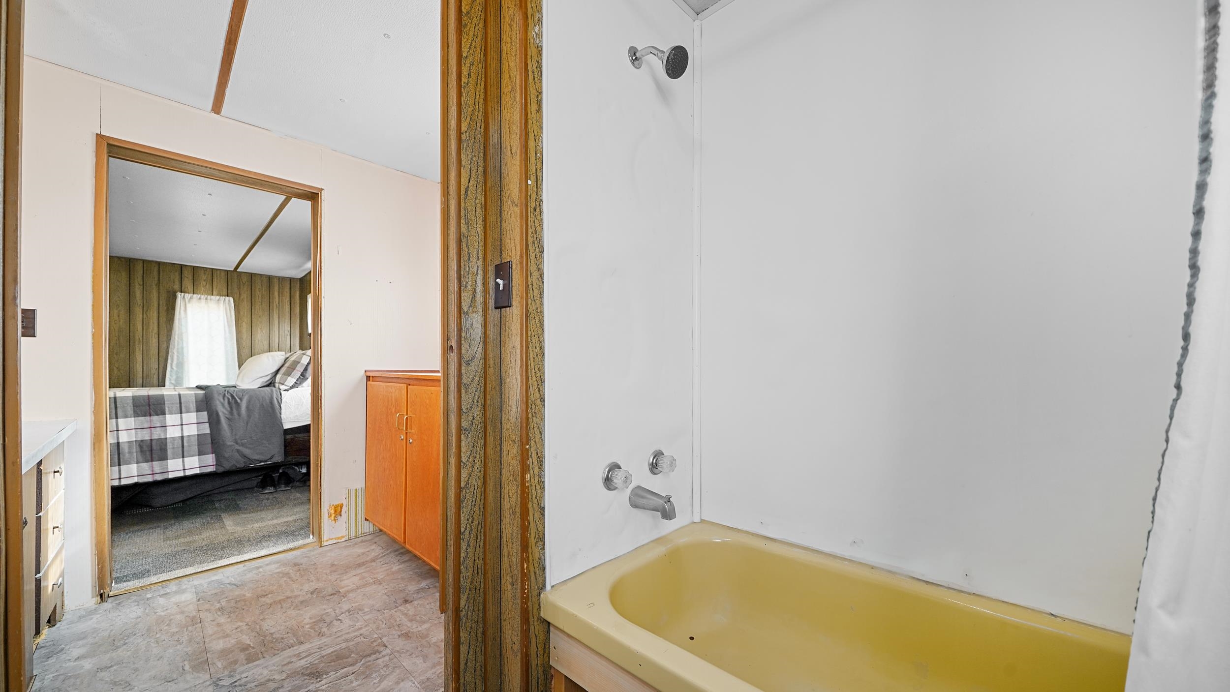 710 S Road Property Photo 23