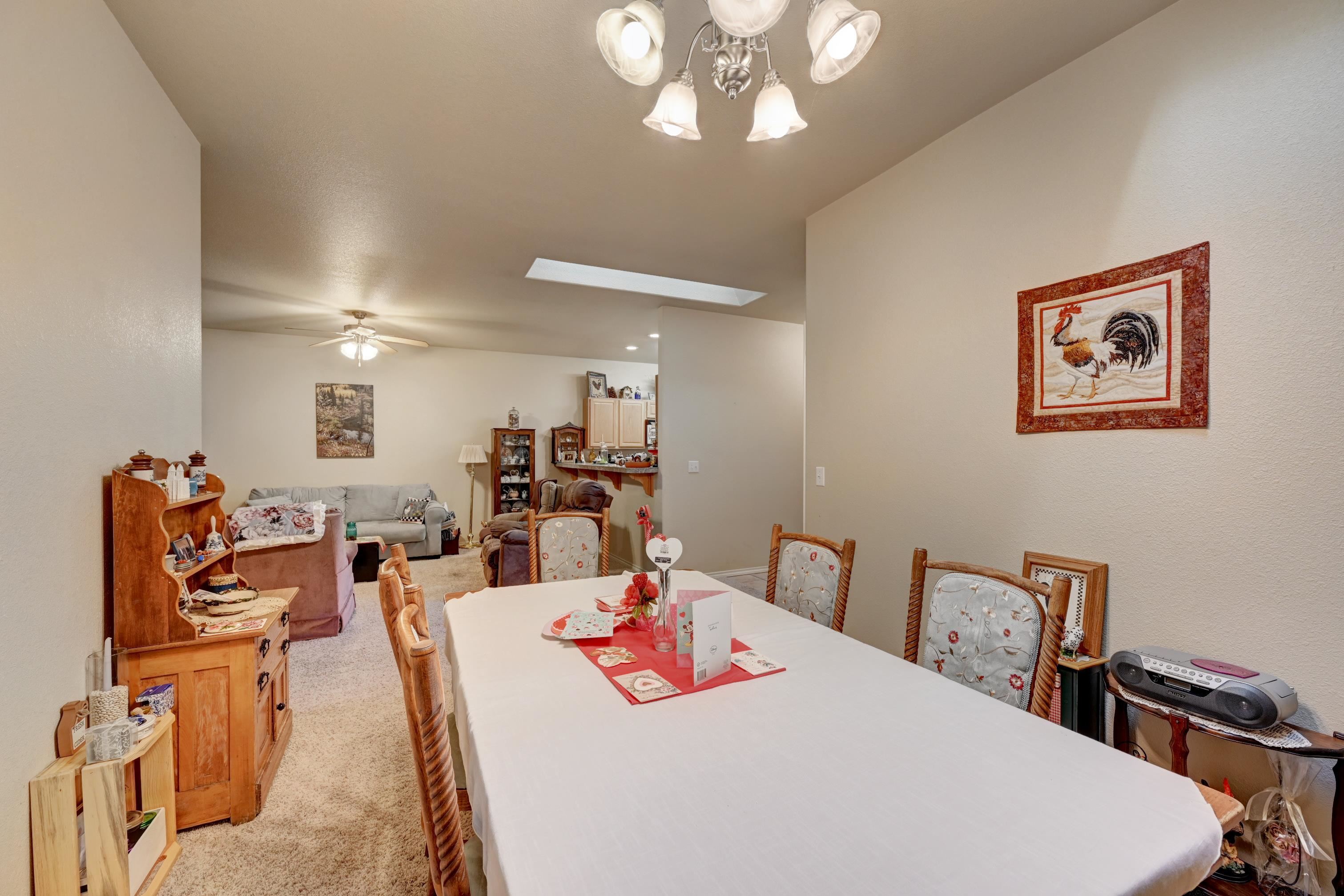 580 1/2 Willoughby Street Property Photo 13