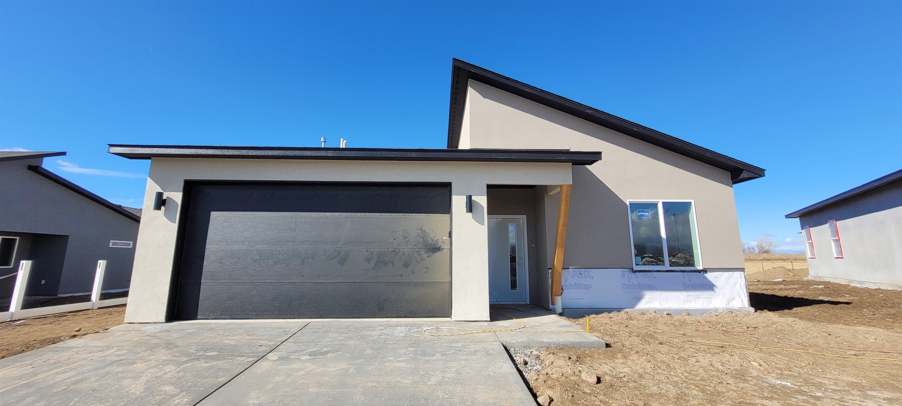 1017 Caliper Way Property Photo