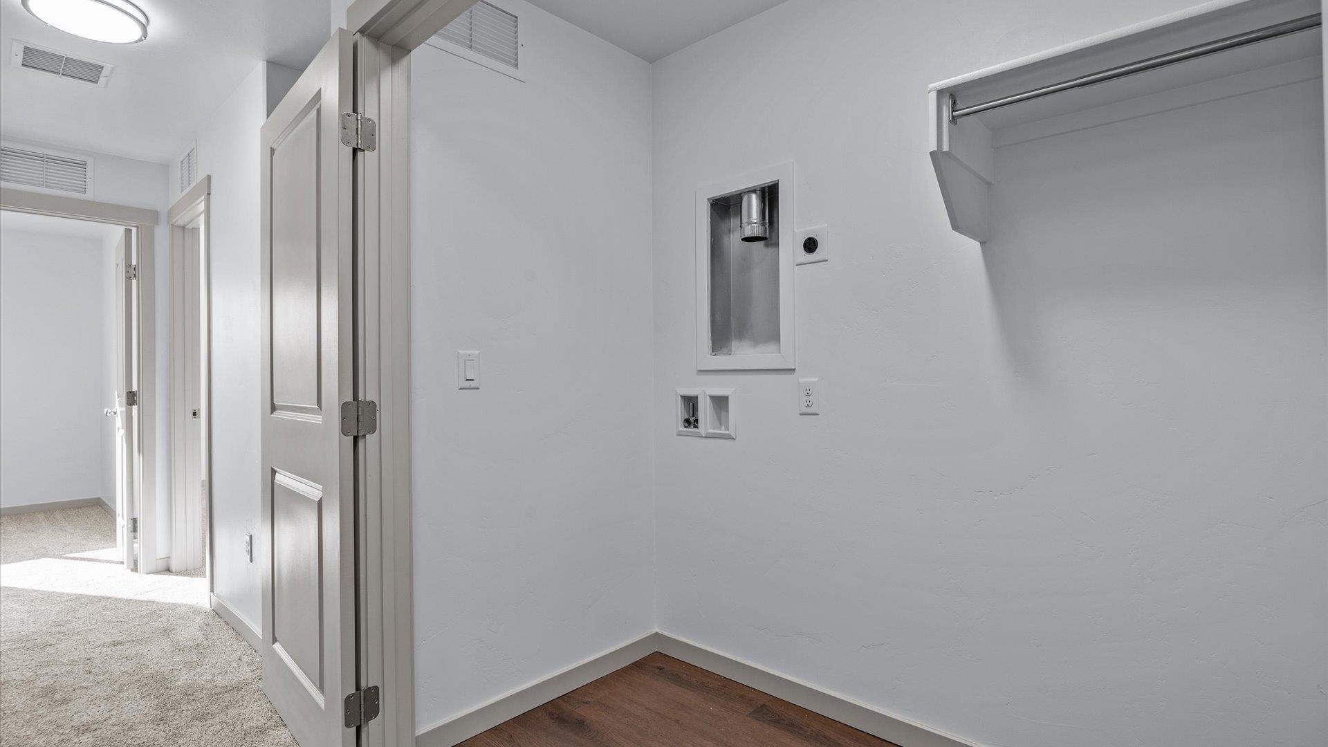 2772 Caspian Way Property Photo 13