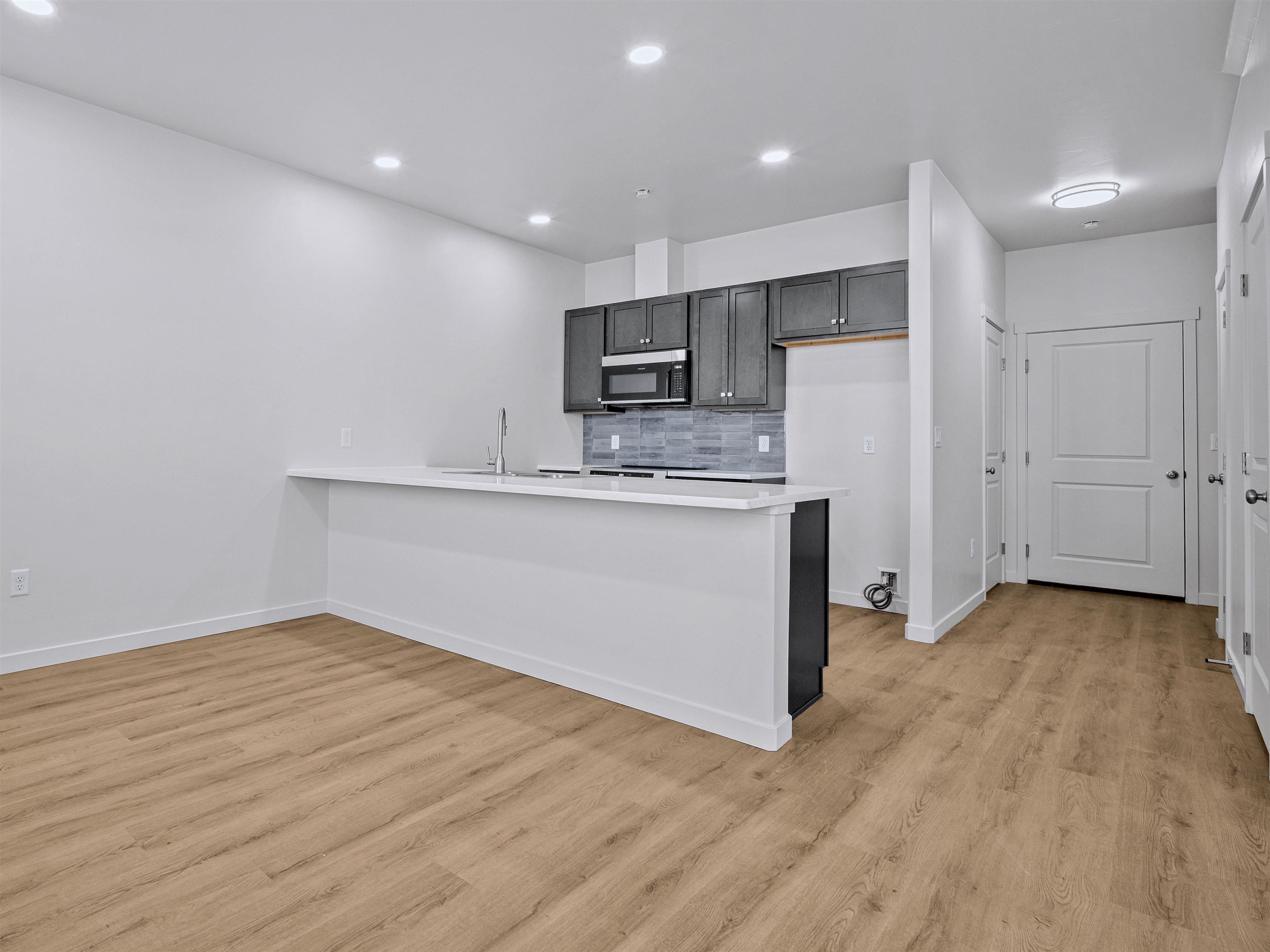 2772 Caspian Way Property Photo 17