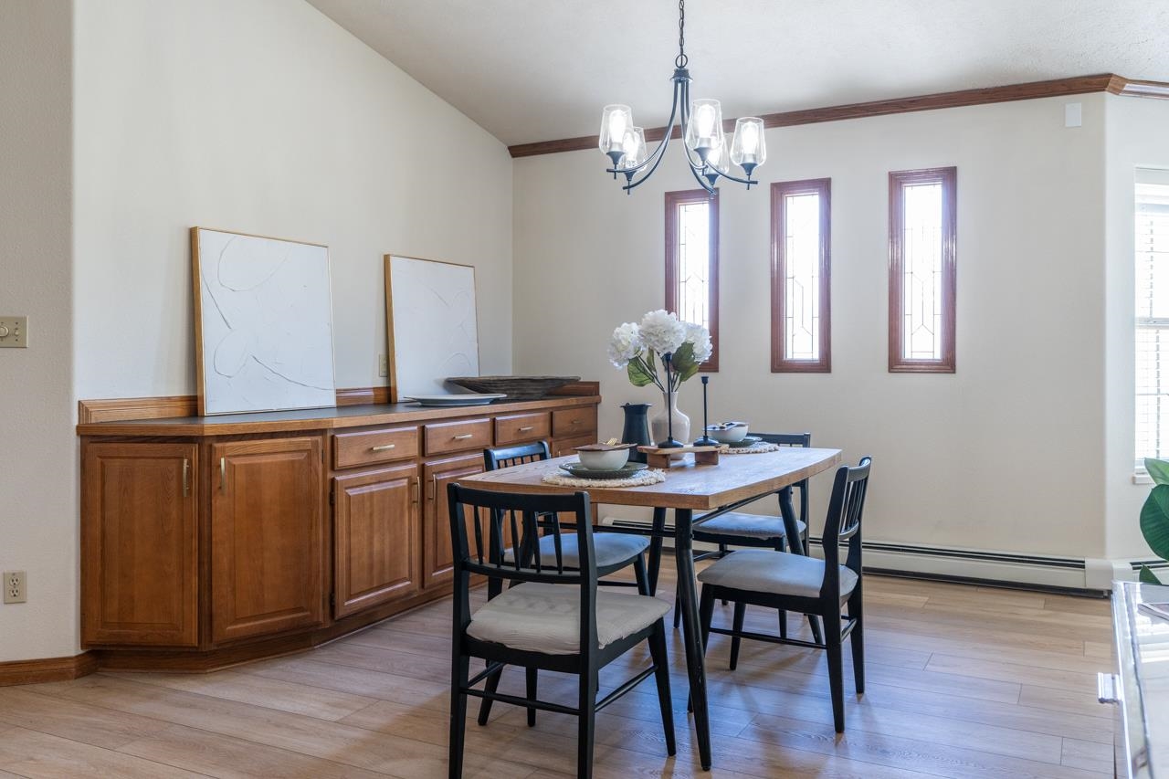 4329 Racquet Court Property Photo 5