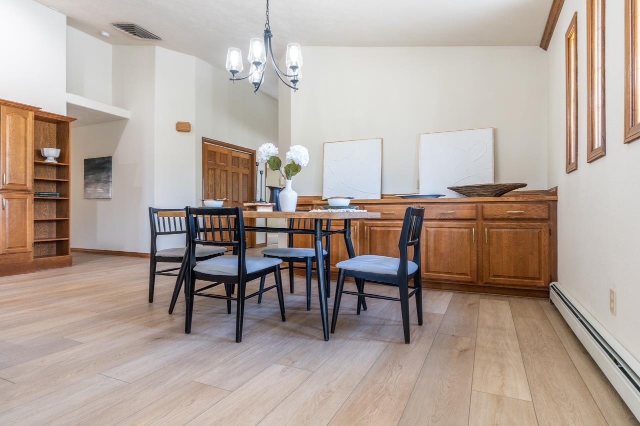 4329 Racquet Court Property Photo 9