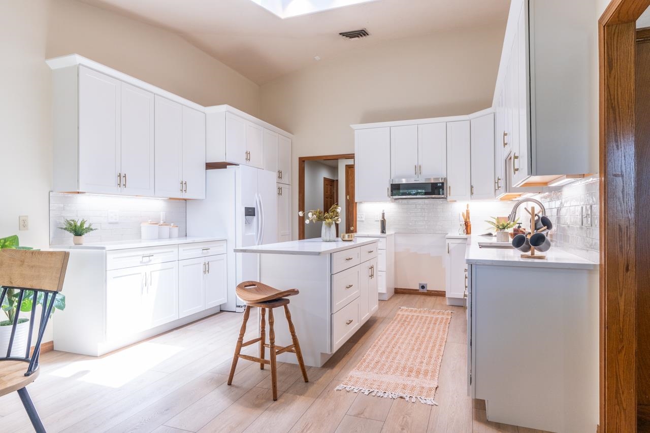 4329 Racquet Court Property Photo 16