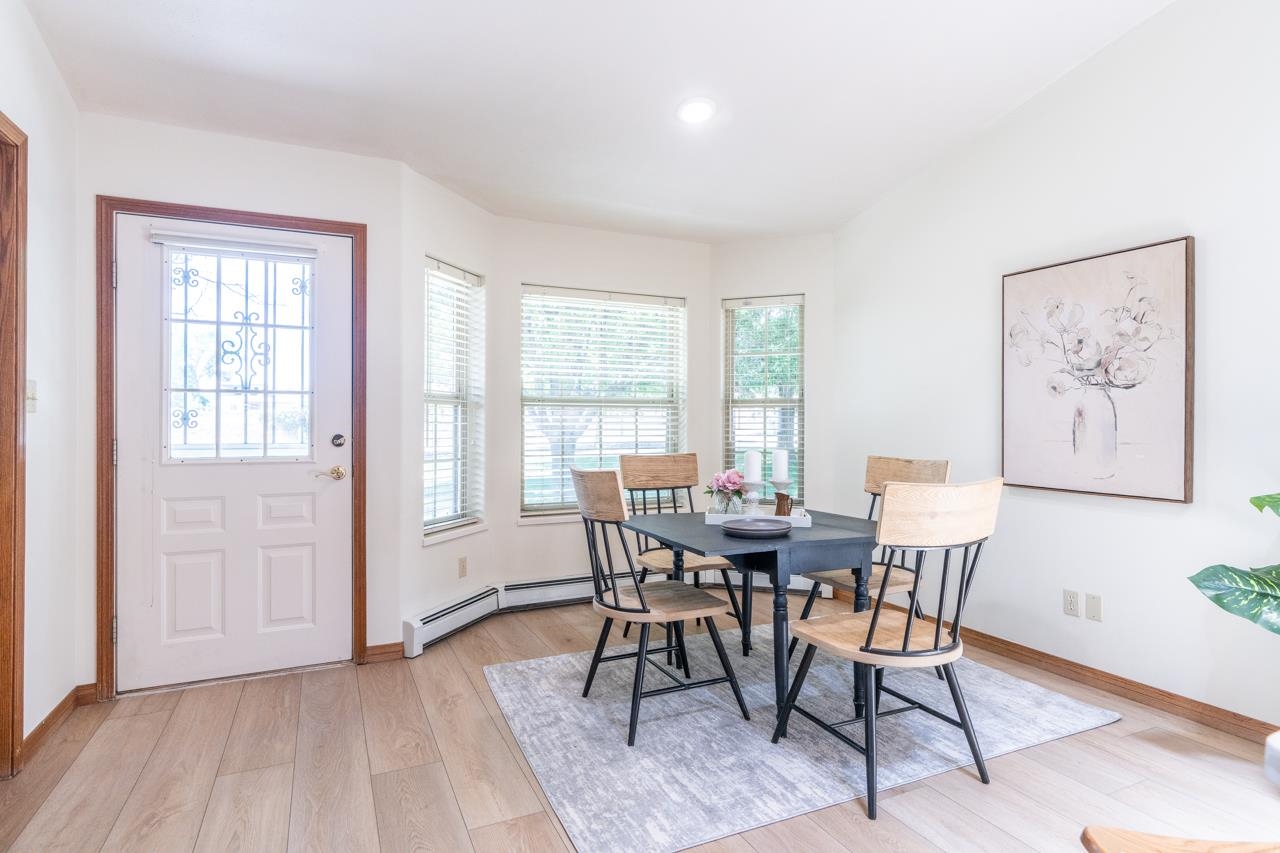 4329 Racquet Court Property Photo 17