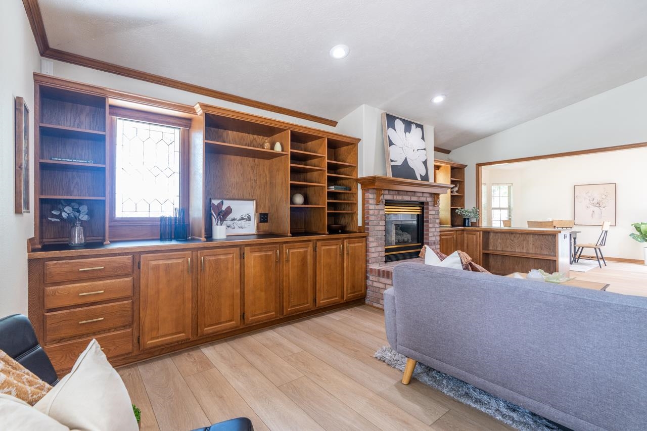 4329 Racquet Court Property Photo 20
