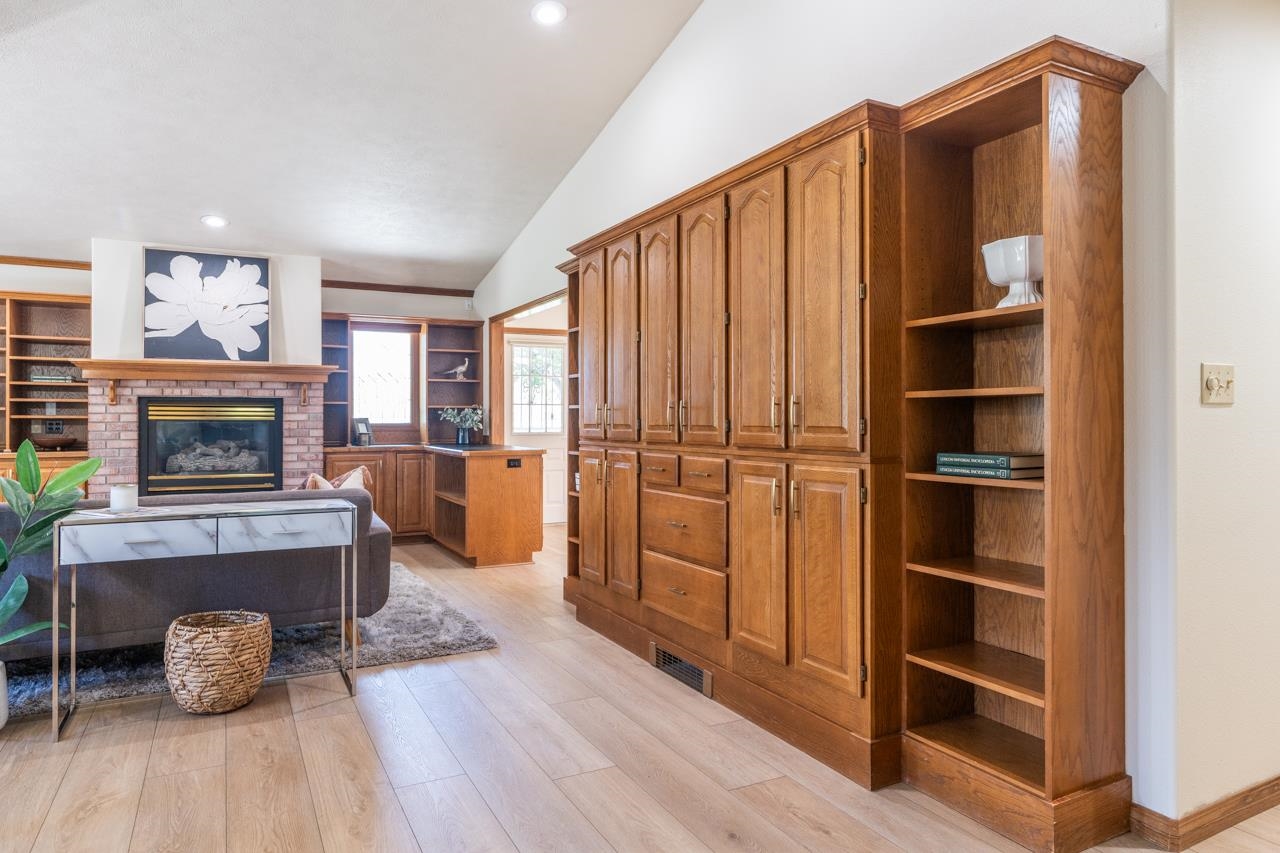 4329 Racquet Court Property Photo 23