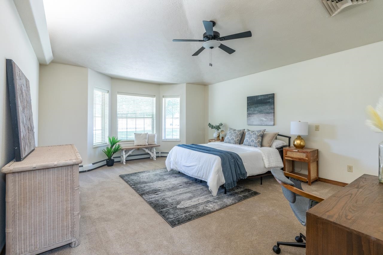 4329 Racquet Court Property Photo 24