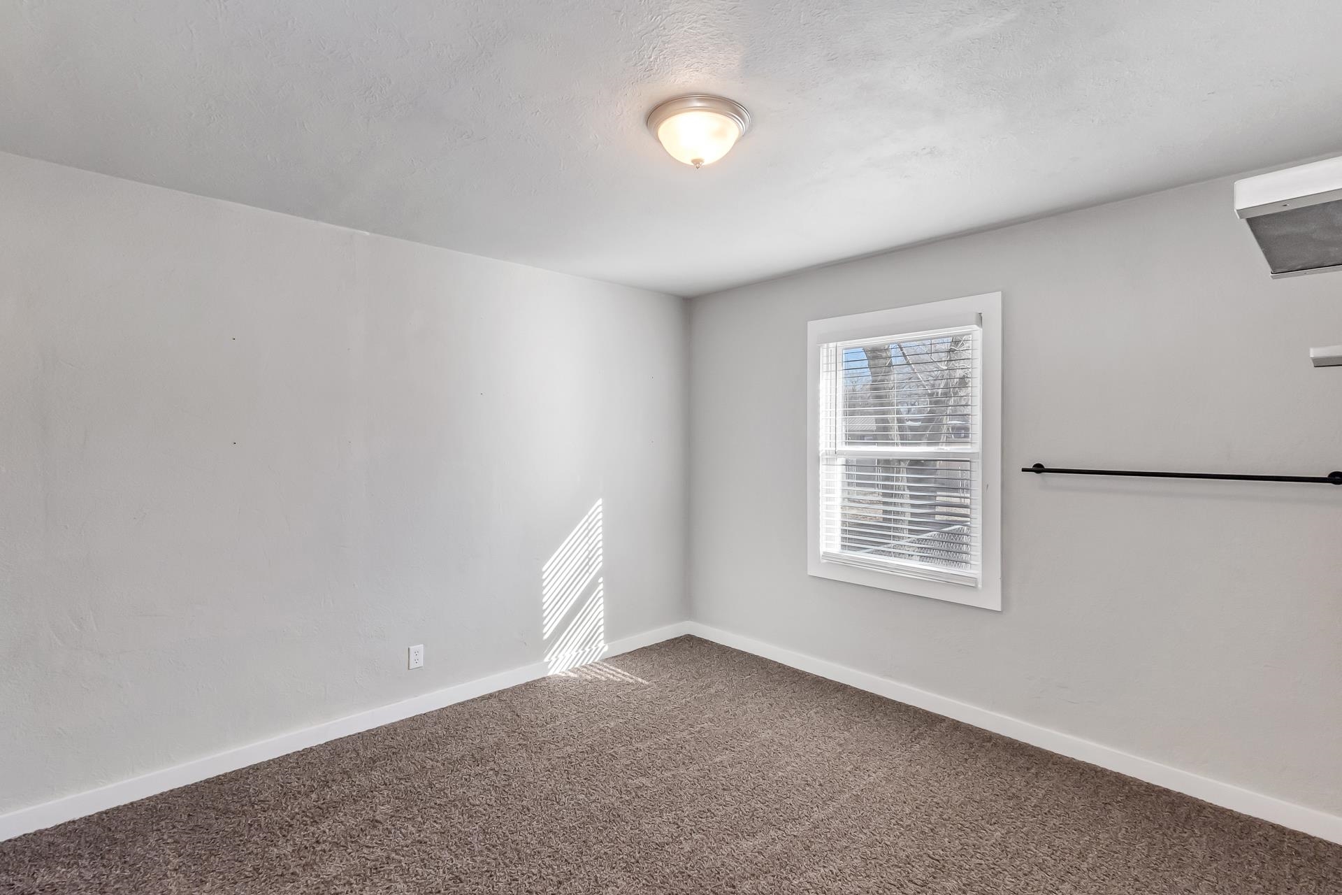 1860 Palisade Street Property Photo 14