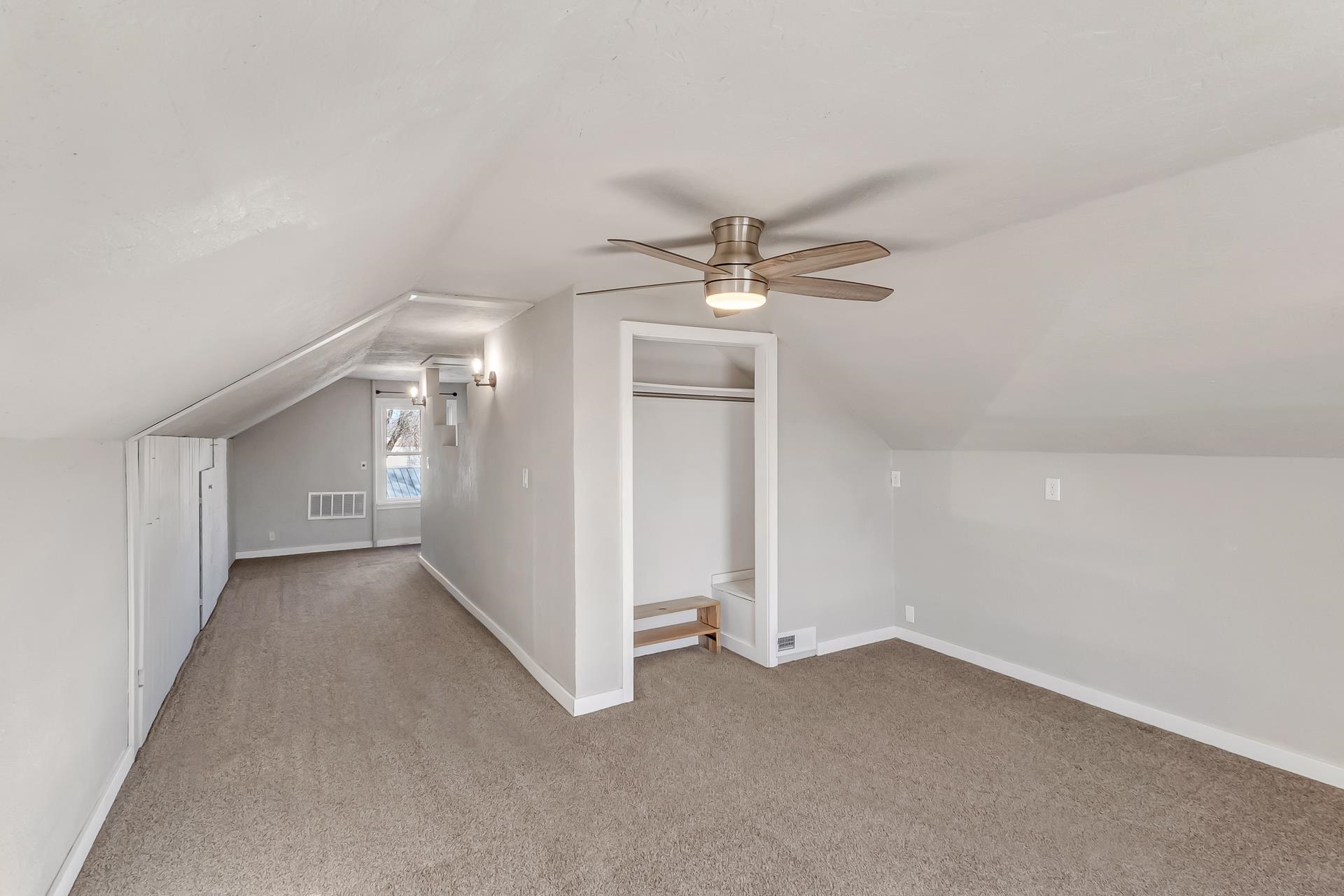 1860 Palisade Street Property Photo 23