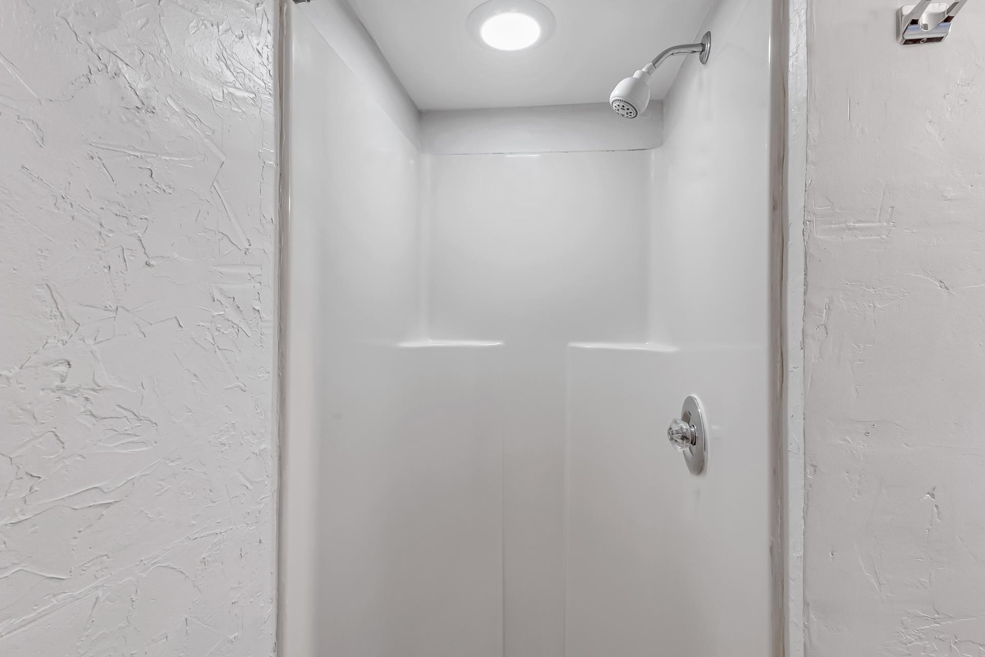 1860 Palisade Street Property Photo 25