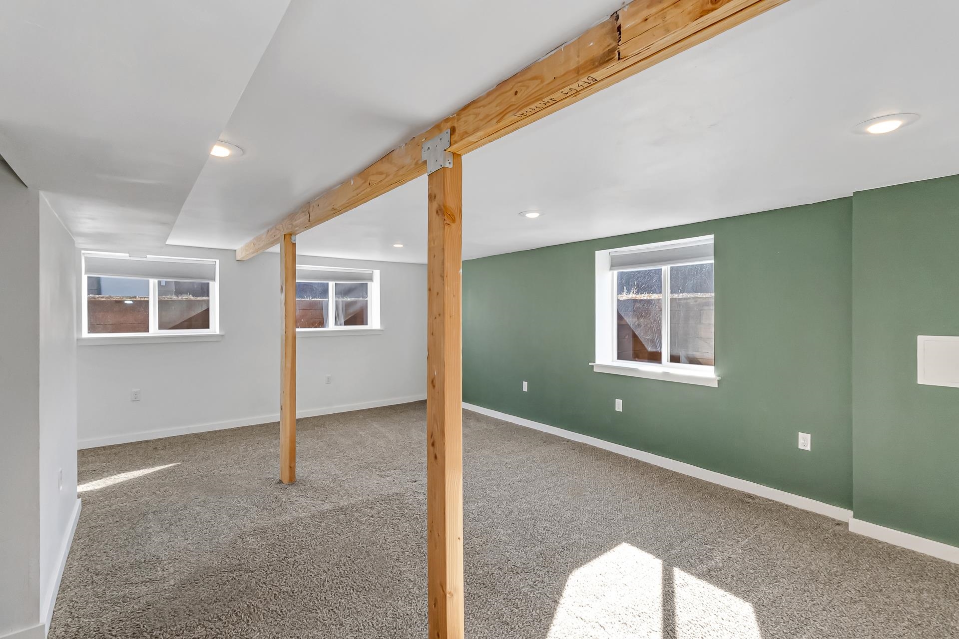 1860 Palisade Street Property Photo 27