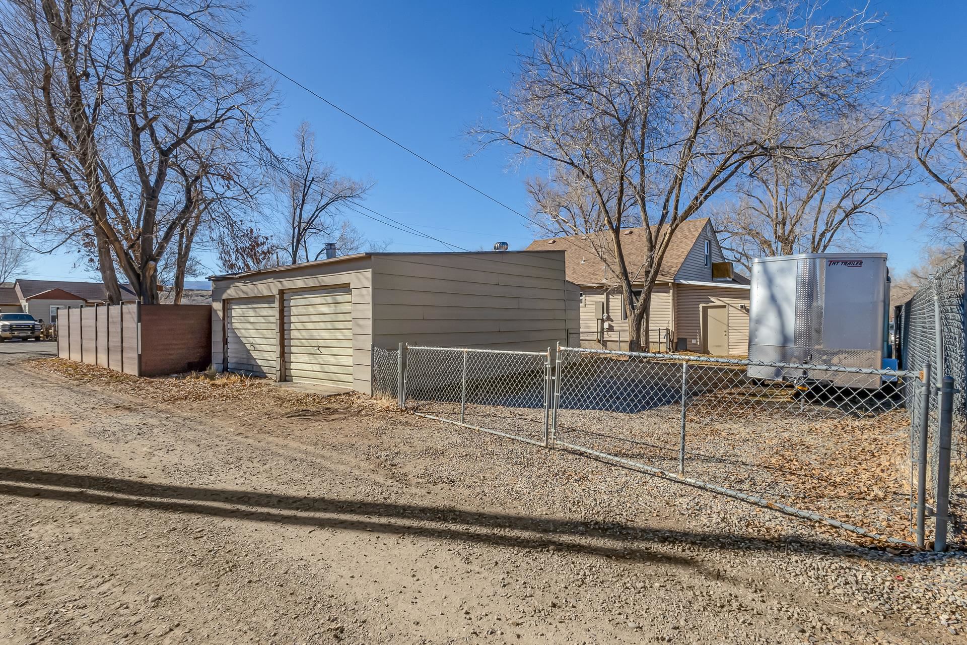 1860 Palisade Street Property Photo 34