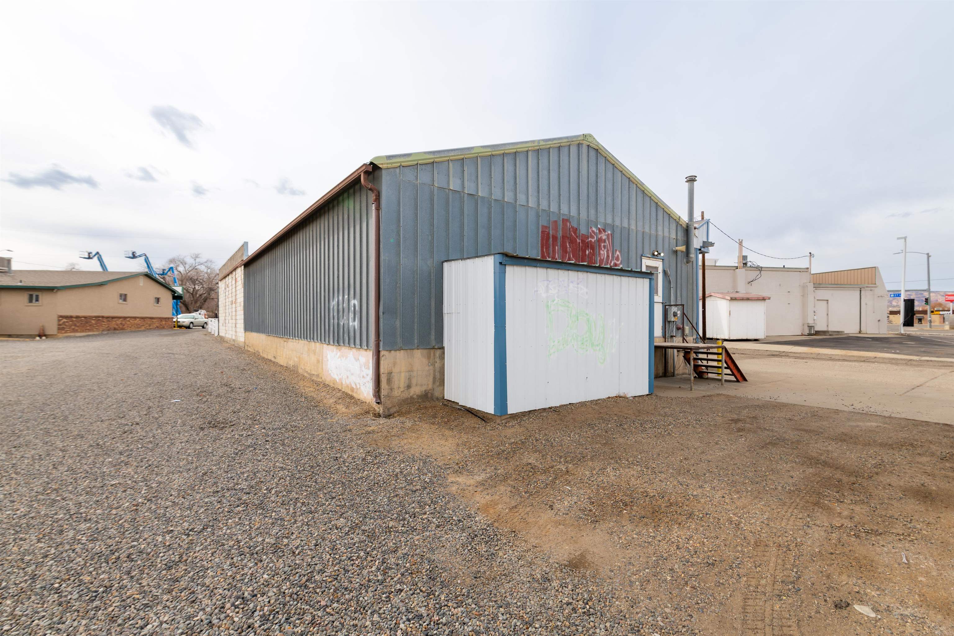2702 S Highway 50 Property Photo 33