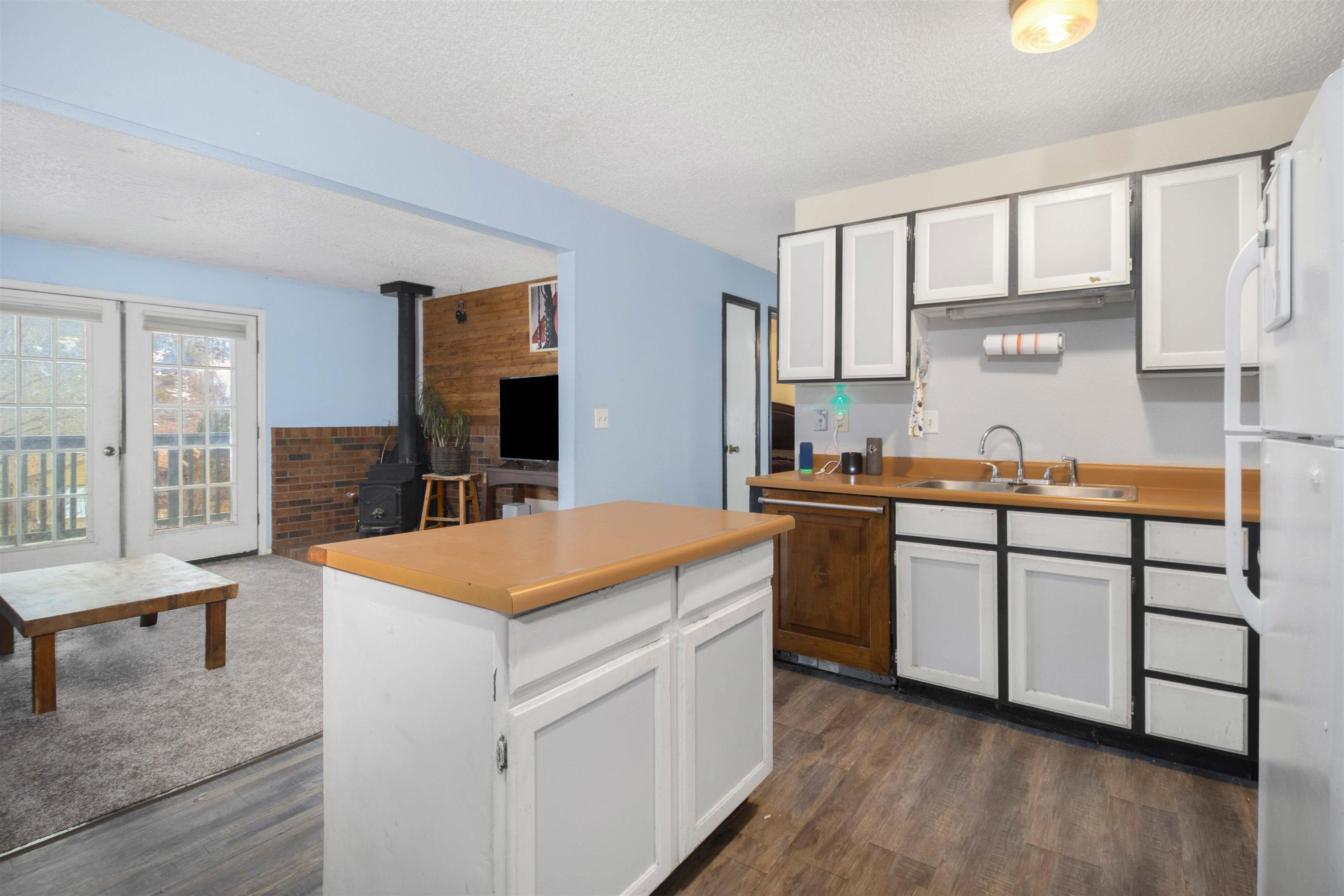 2673 Acacia Avenue Property Photo 6