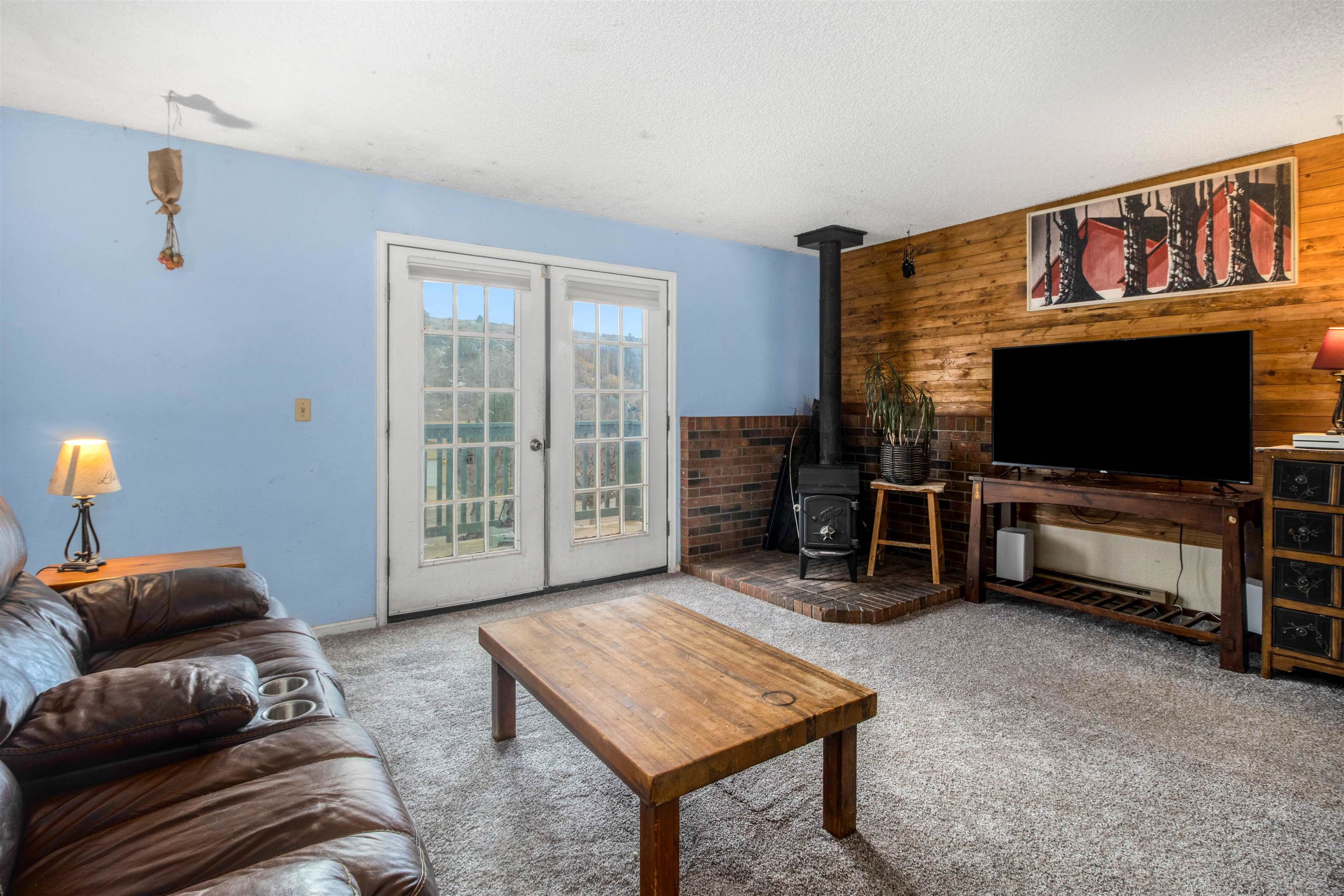 2673 Acacia Avenue Property Photo 8