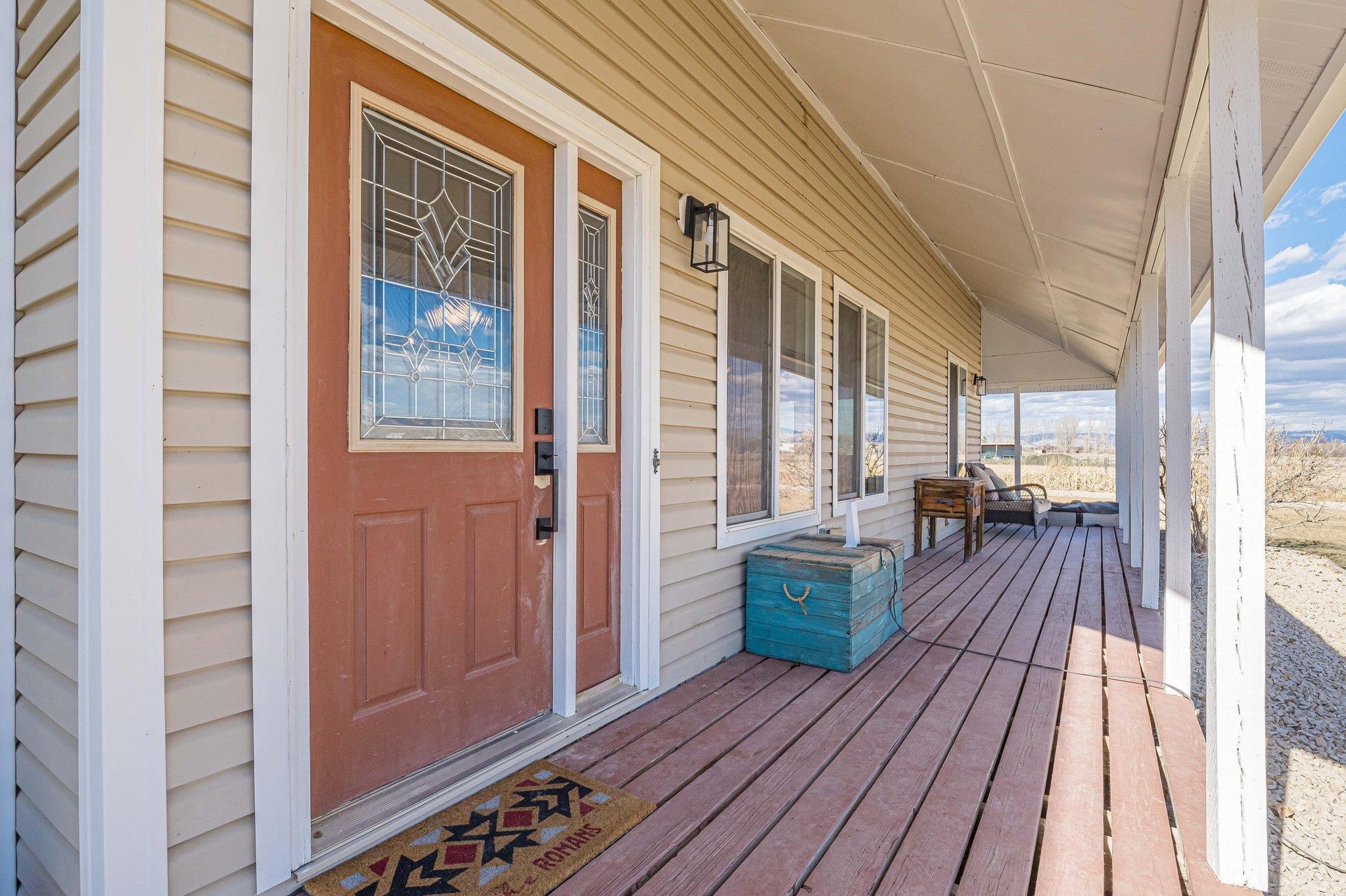 1255 12 1/2 Road Property Photo 4