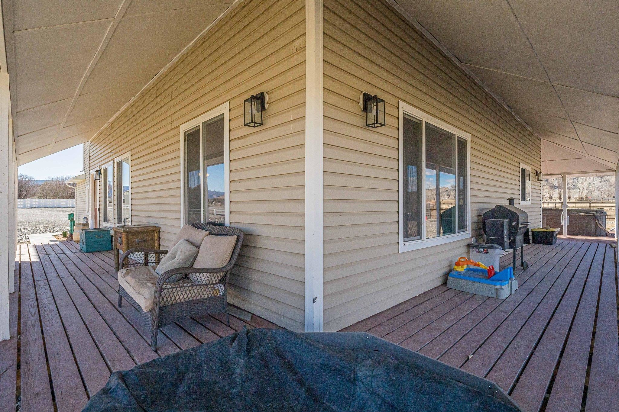 1255 12 1/2 Road Property Photo 6